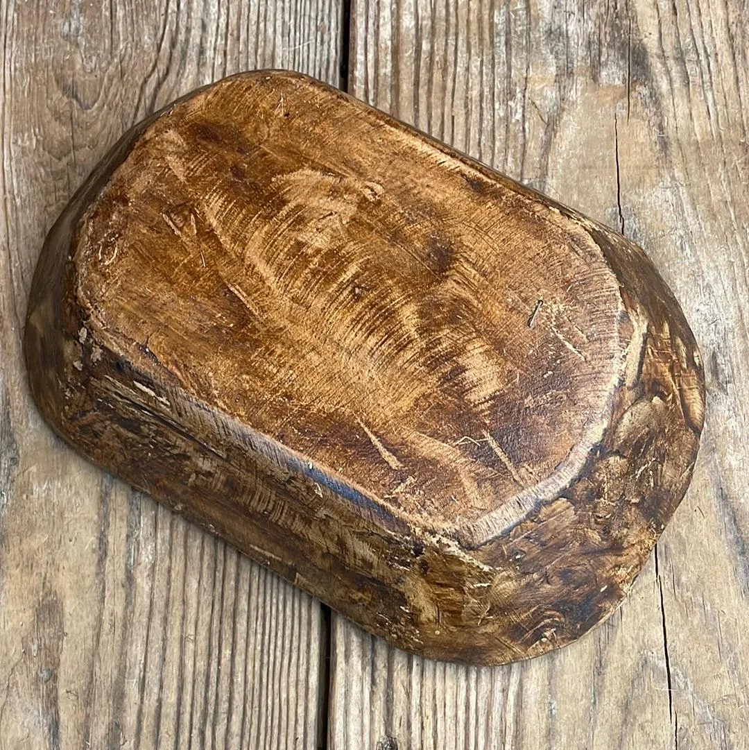 068 Small Décor Bowl -  w/ Fire Skulls