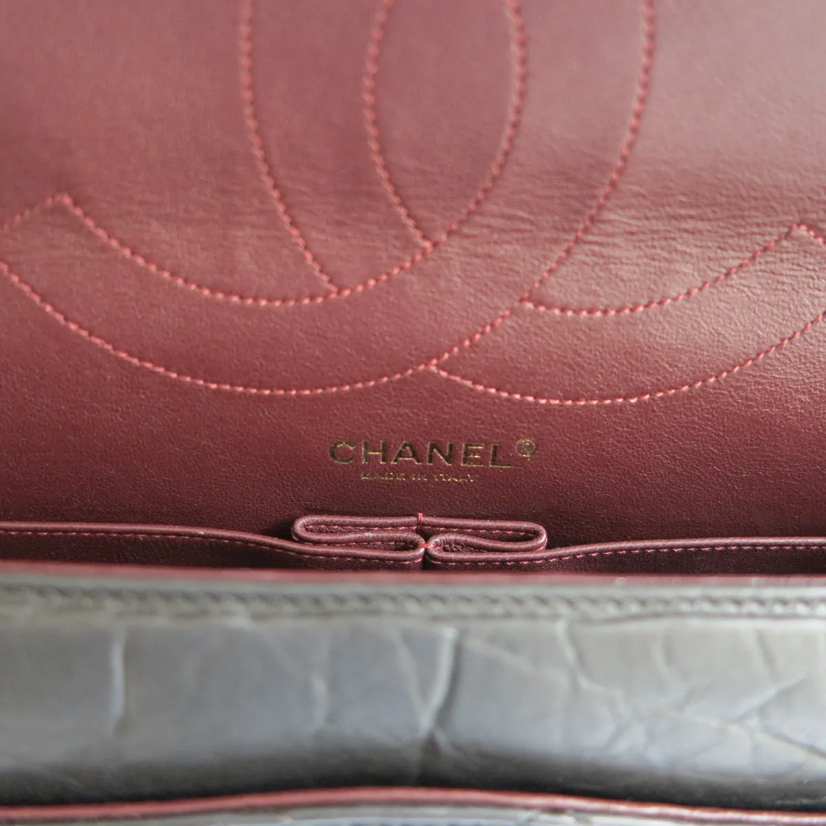 2.55 Reissue Flap Bag Size 227 in Black Aged Calfskin