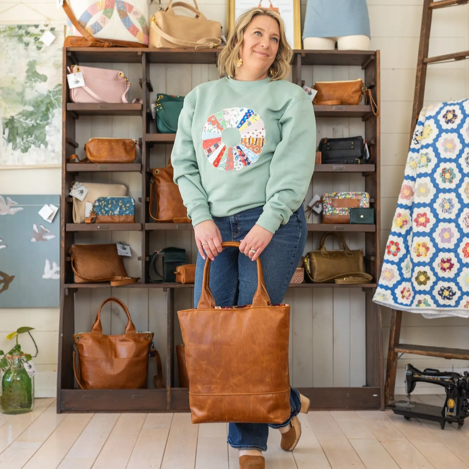 Abbey Tote All Leather Cognac