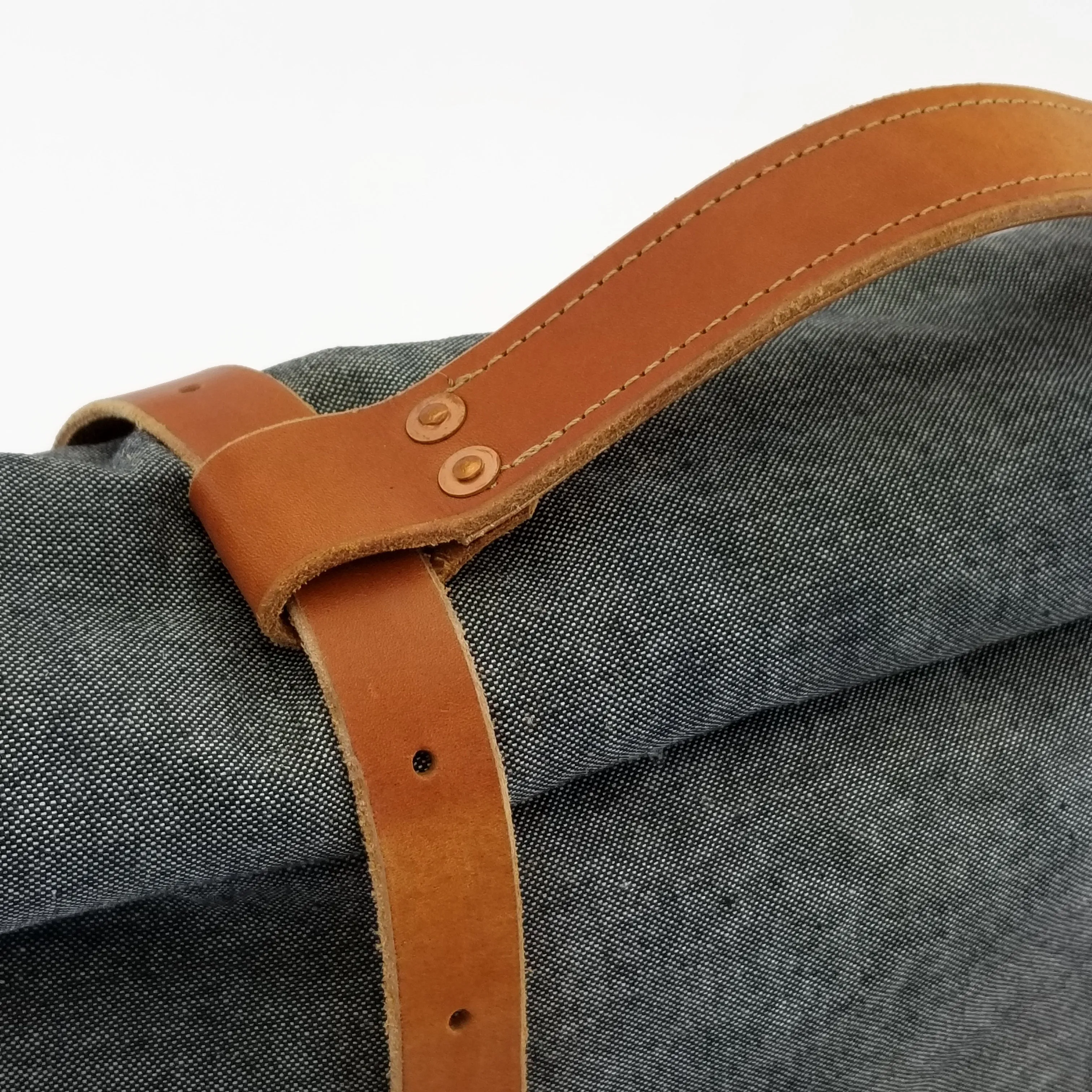 AJAX  WEEKENDER BAG