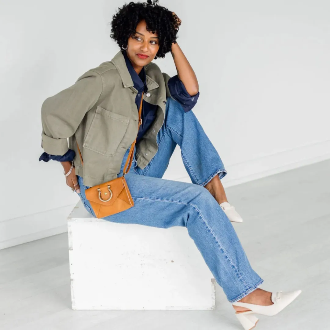 Ann Crossbody