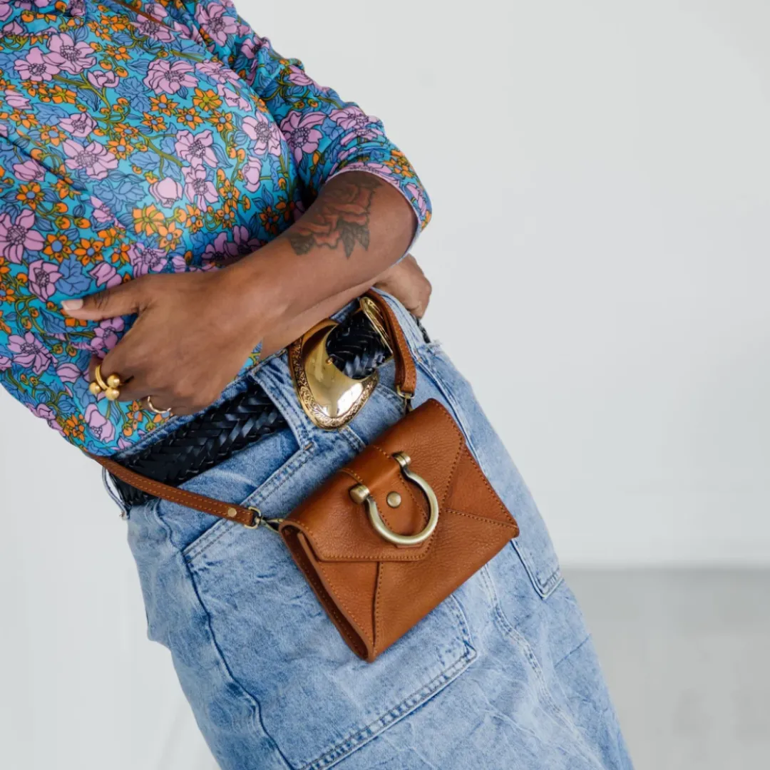 Ann Crossbody