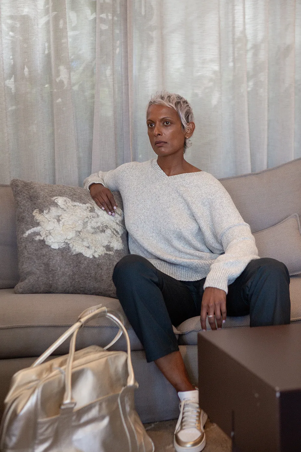 Anna Pima Cotton Alpaca V Neck In Pearl