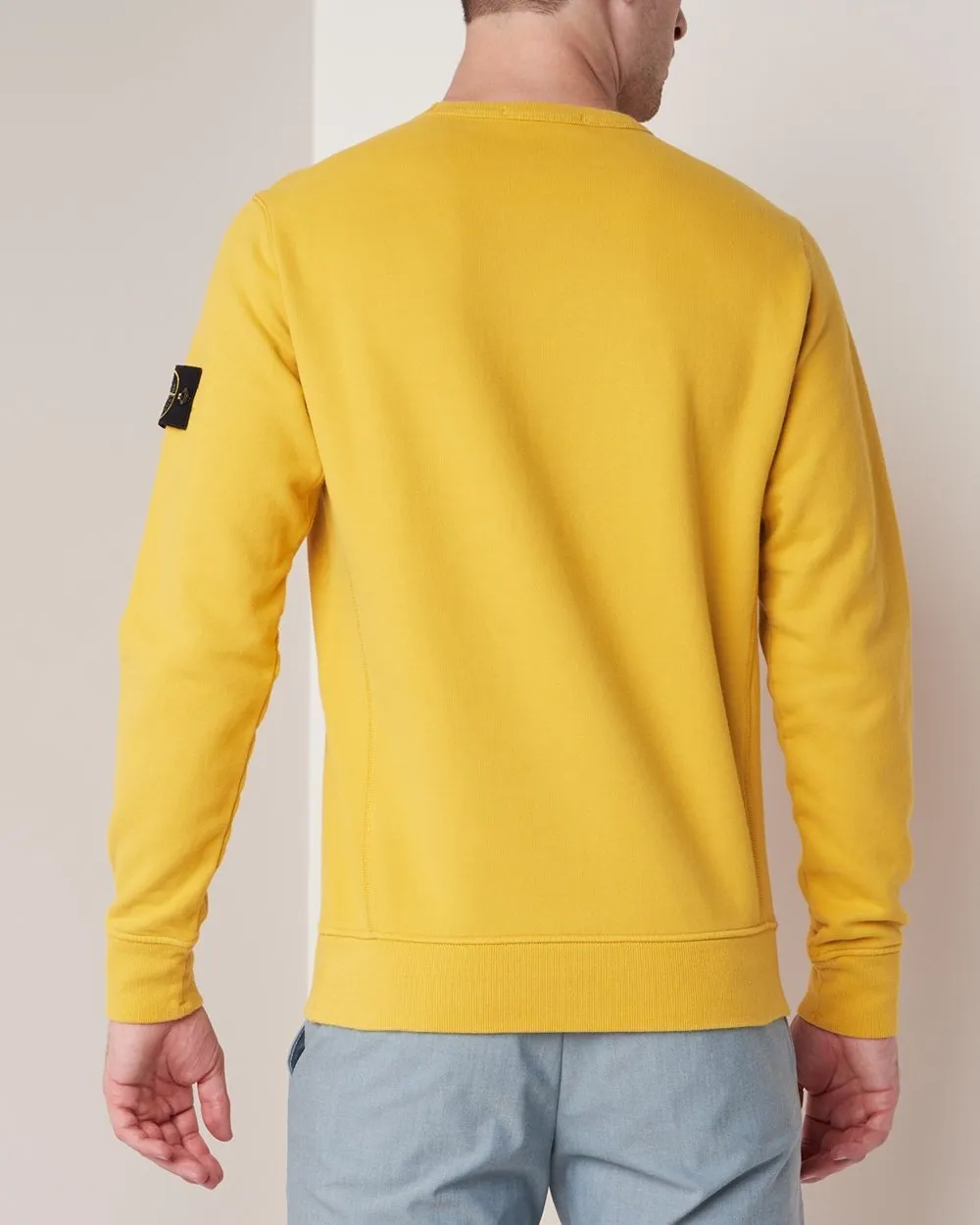 B Bags. Round neck
