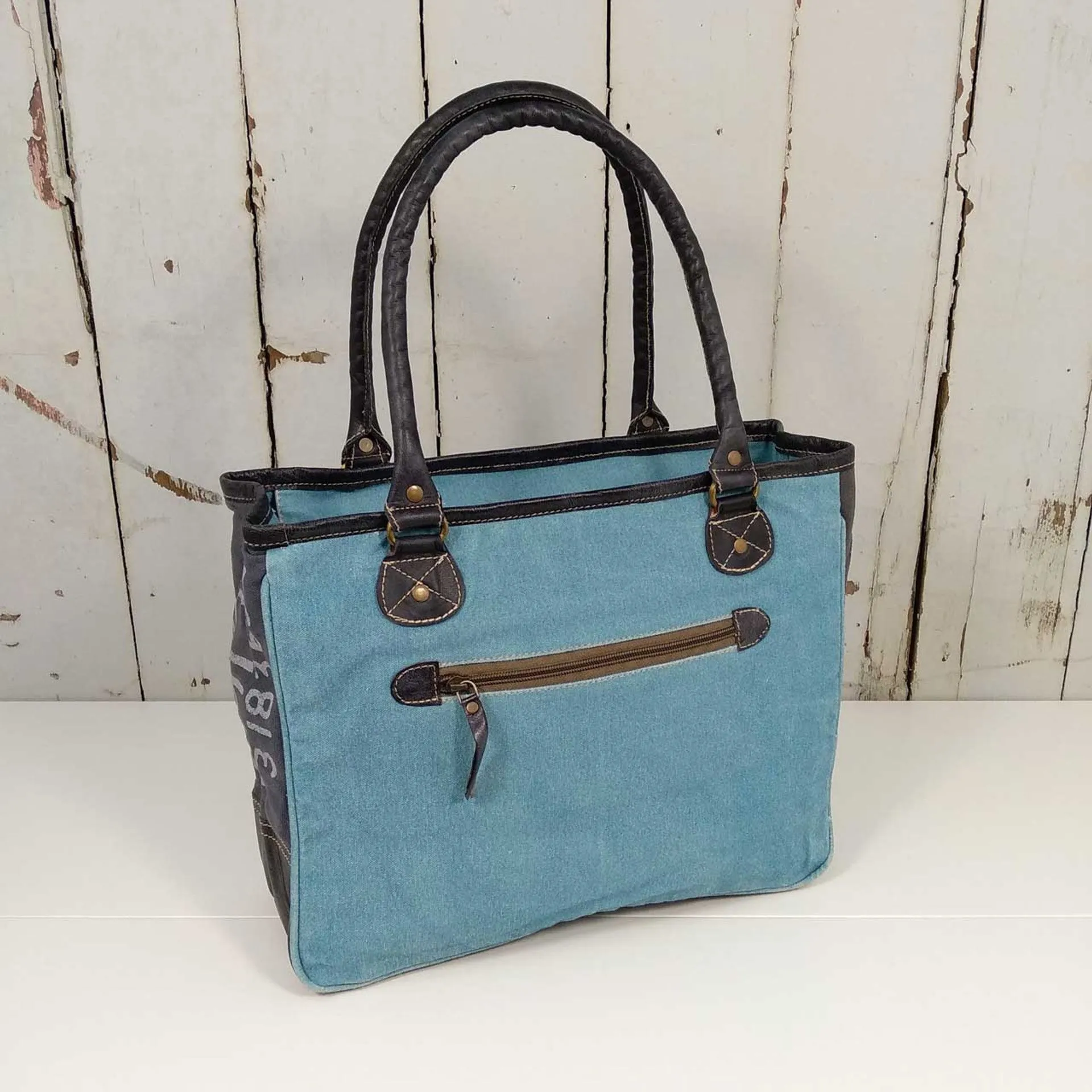 Backyard 'Holly' Tote Bag ~ Canvas/Fabric