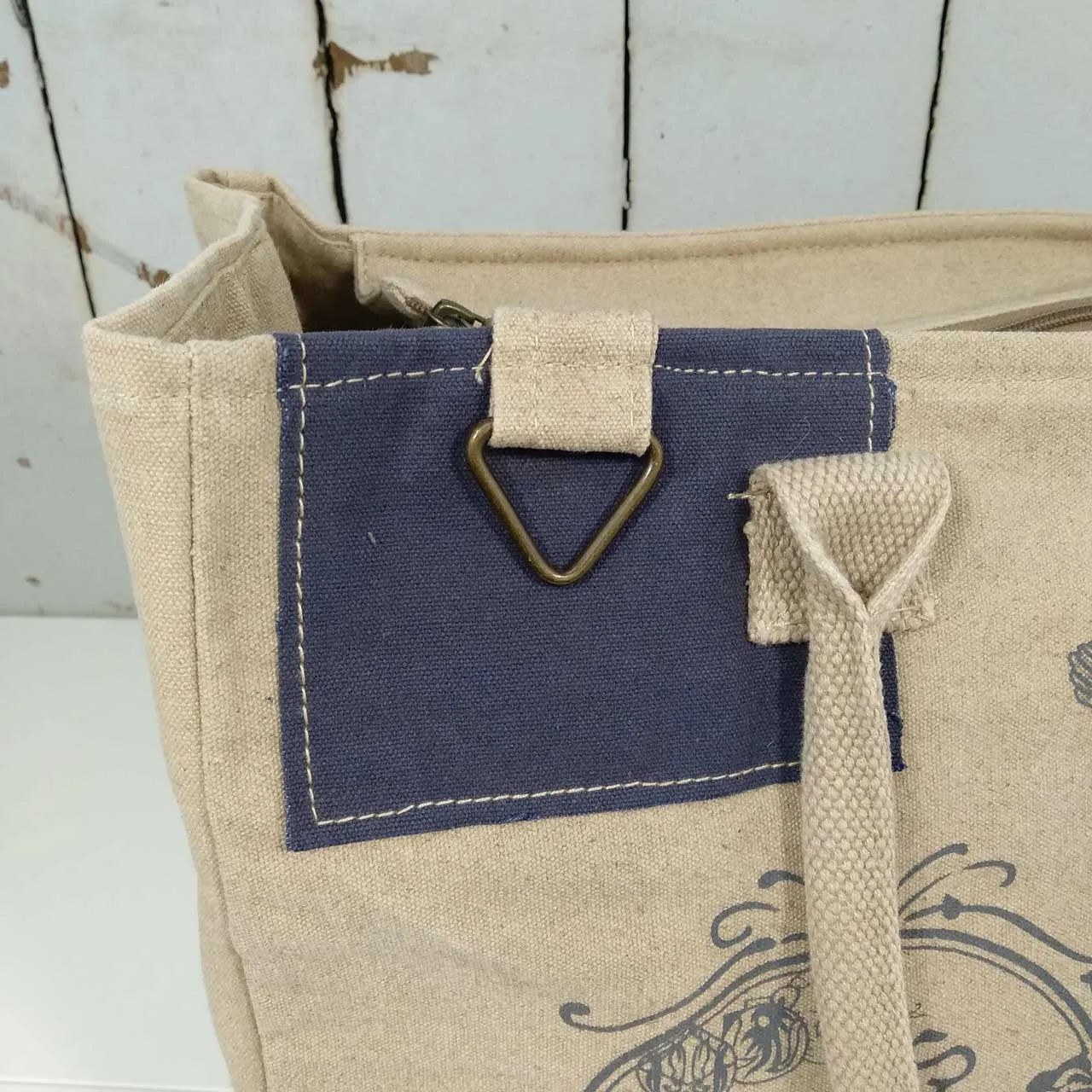 Backyard 'Marci' Tote Bag ~ Canvas/Fabric