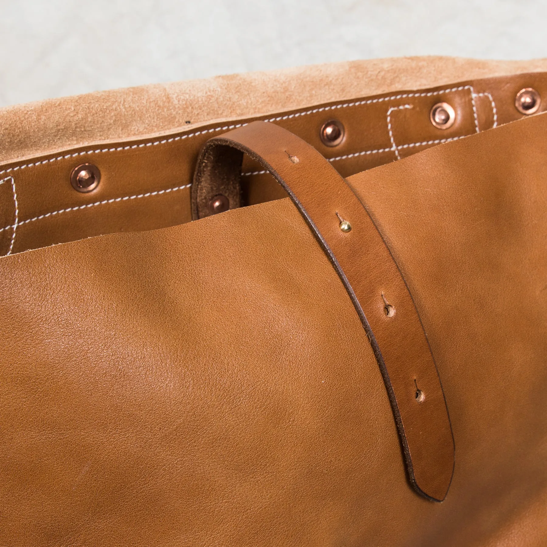 Blue Highway Messenger Bag Veg Tan Leather Cognac