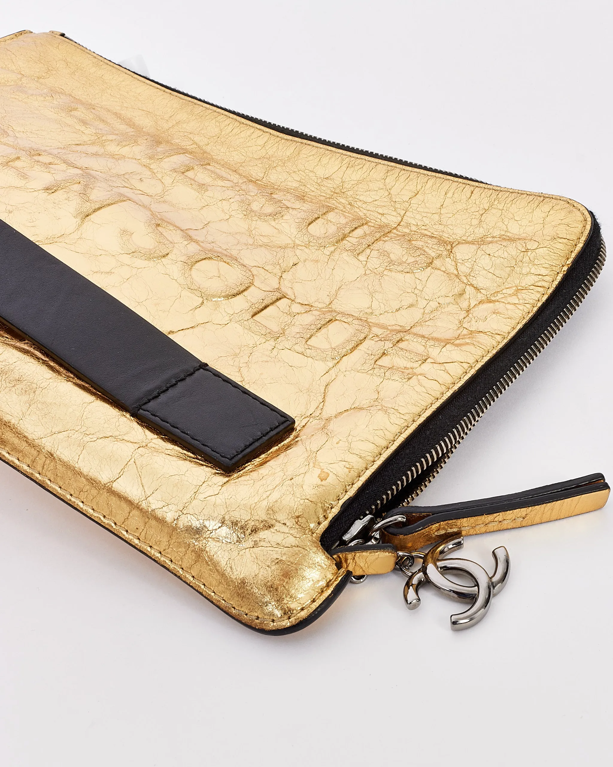 Chanel Gold Metallic Large Je Ne Suis Pas En Solde O-Case