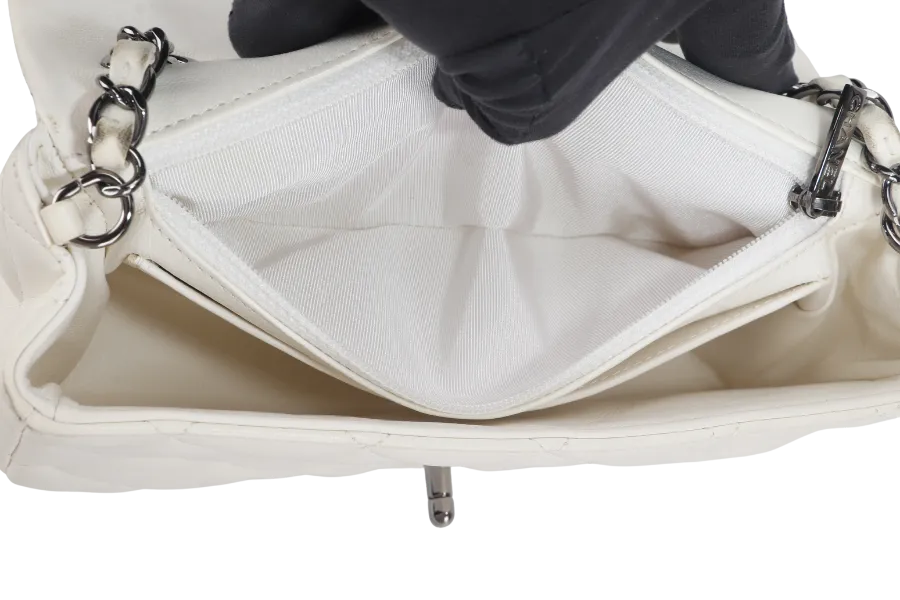 CHANEL QUILTING ENCHAINED FLAP BAG (1968xxxx) WHITE LAMBSKIN LEATHER SILVER HARDWARE WITH CARD, DUST COVER AND BOX