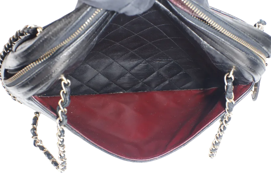 CHANEL VINTAGE CAMERA BAG (117xxxx) MEDIUM BLACK LAMBSKIN QUILTED GOLD HARDWARE NO DUST COVER
