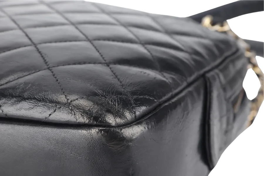 CHANEL VINTAGE CAMERA BAG (117xxxx) MEDIUM BLACK LAMBSKIN QUILTED GOLD HARDWARE NO DUST COVER