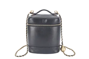 CHANEL VINTAGE VANITY CASE (411xxxx) BLACK LAMBSKIN LEATHER GOLD HARDWARE WITH THIRD PARTY CHAIN, COMPARTMENT AND CARD