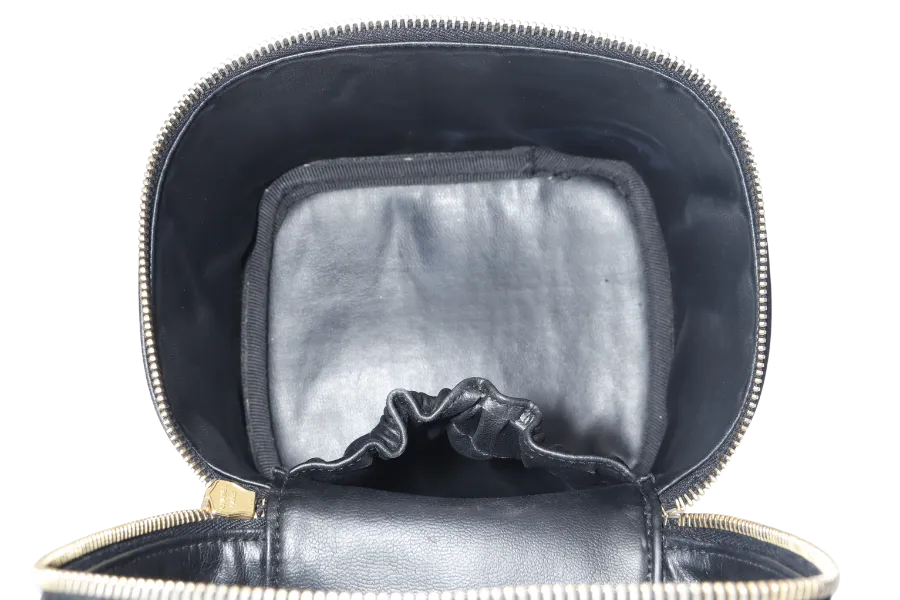 CHANEL VINTAGE VANITY CASE (411xxxx) BLACK LAMBSKIN LEATHER GOLD HARDWARE WITH THIRD PARTY CHAIN, COMPARTMENT AND CARD