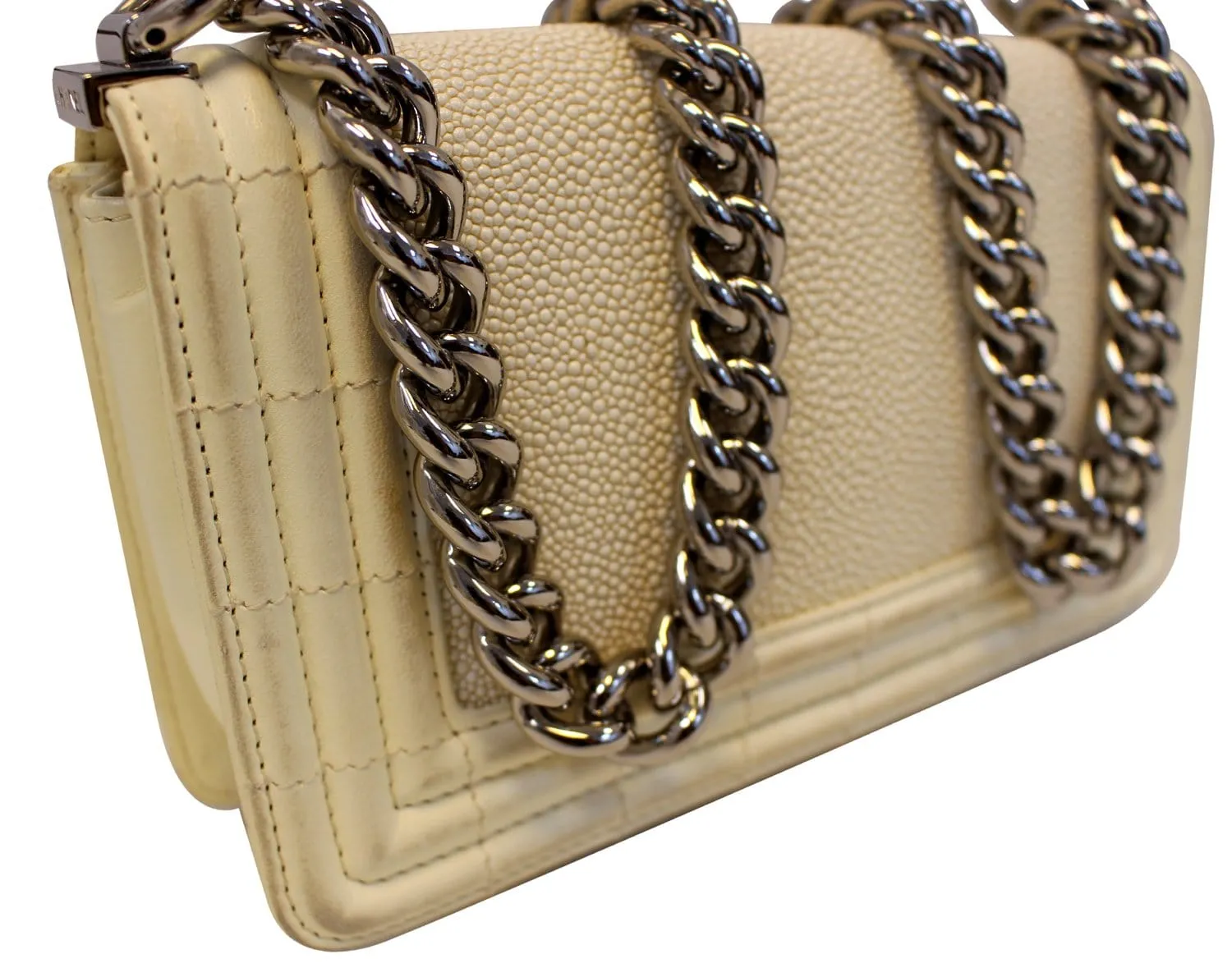 Chanel White Boy Stingray Leather small sample Crossbody Bag - Sale