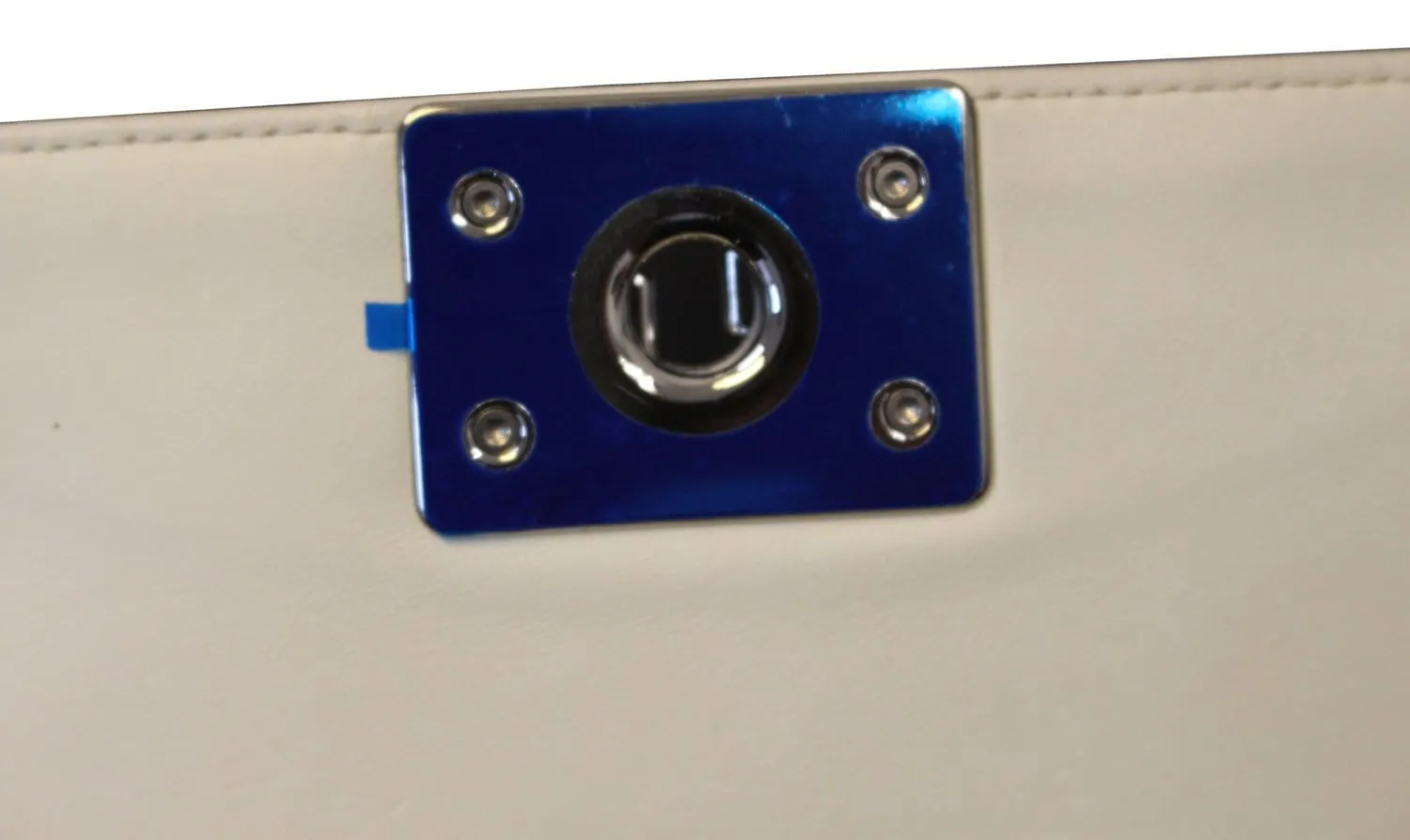Chanel White Boy Stingray Leather small sample Crossbody Bag - Sale