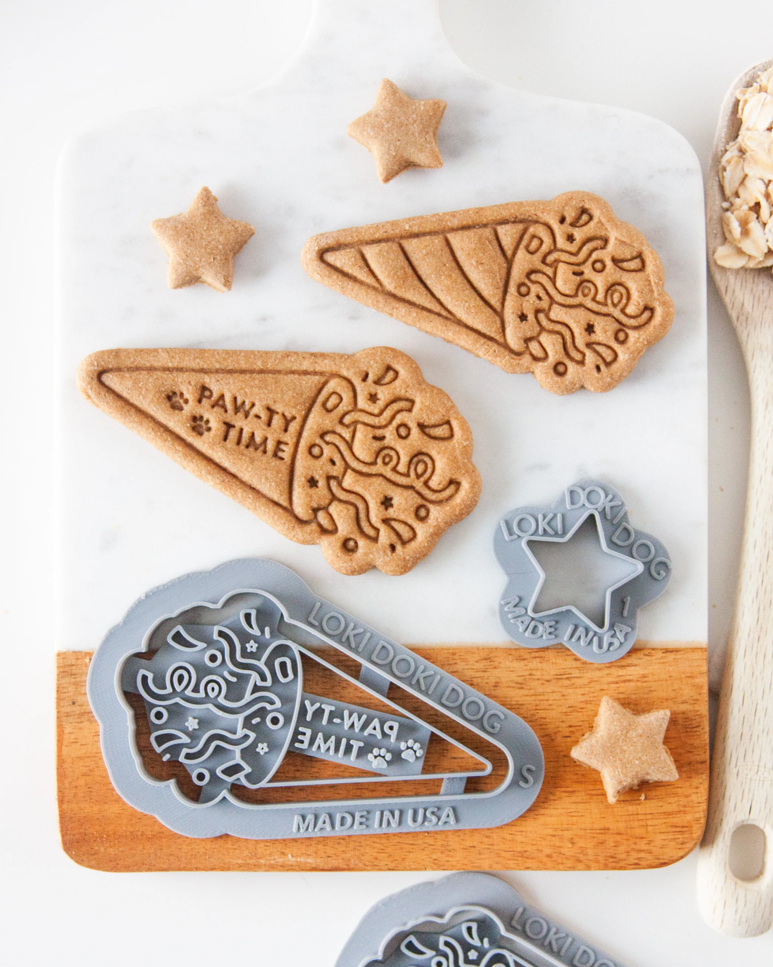 Confetti Popper Shaped Cookie Cutter