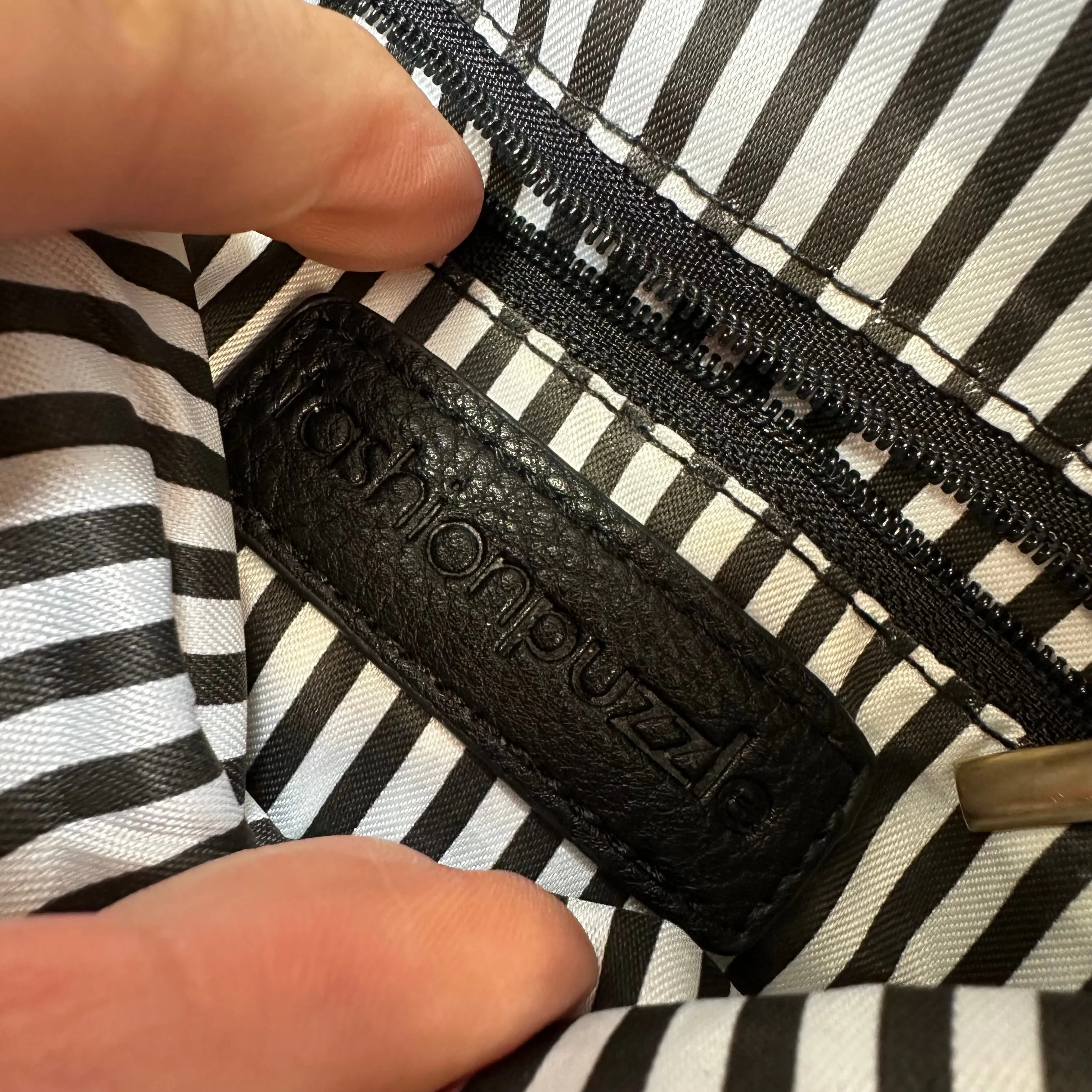 Crossbody Fashion puzzle, Size Small