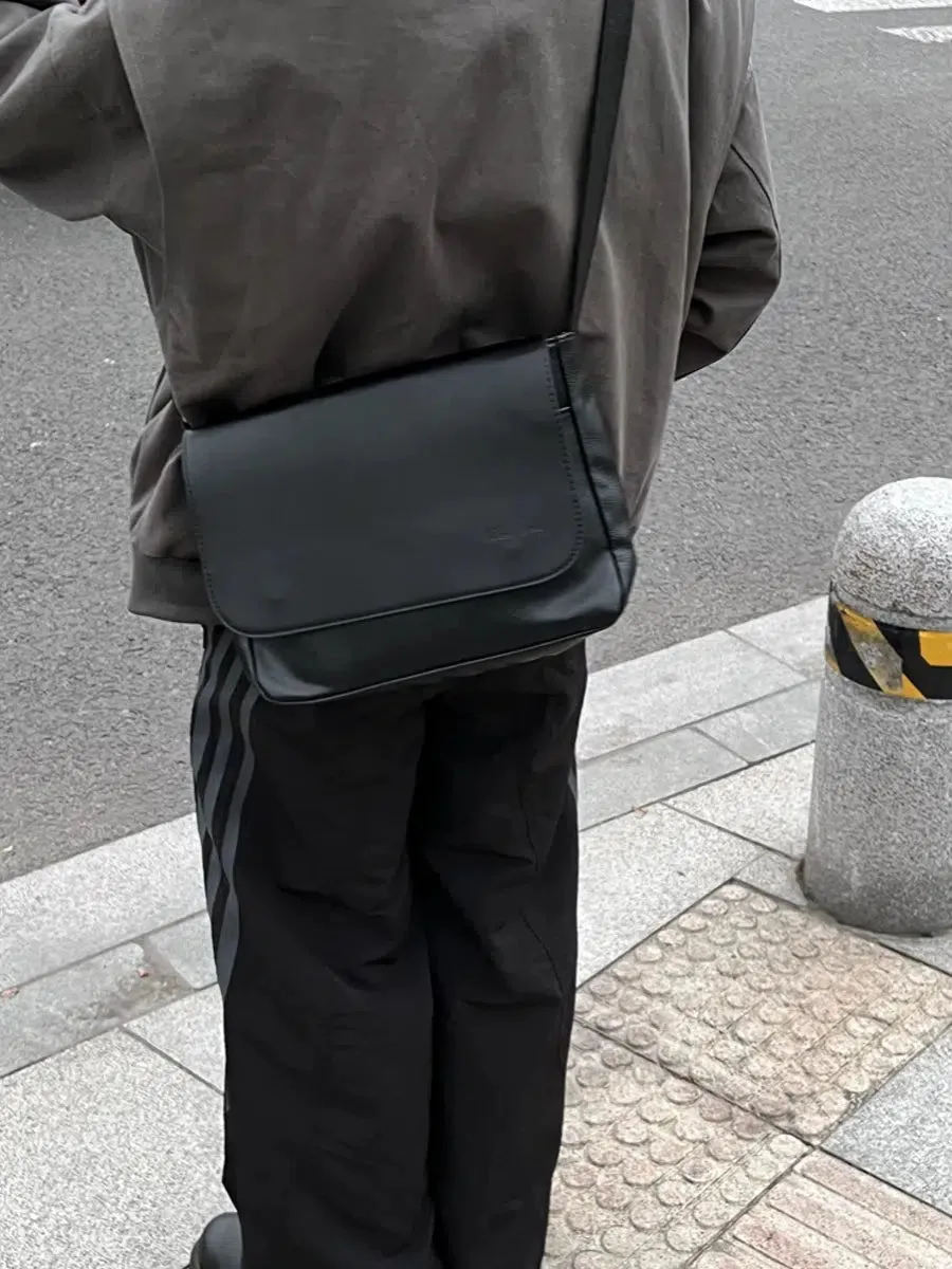 Crossbody Shoulder Bag