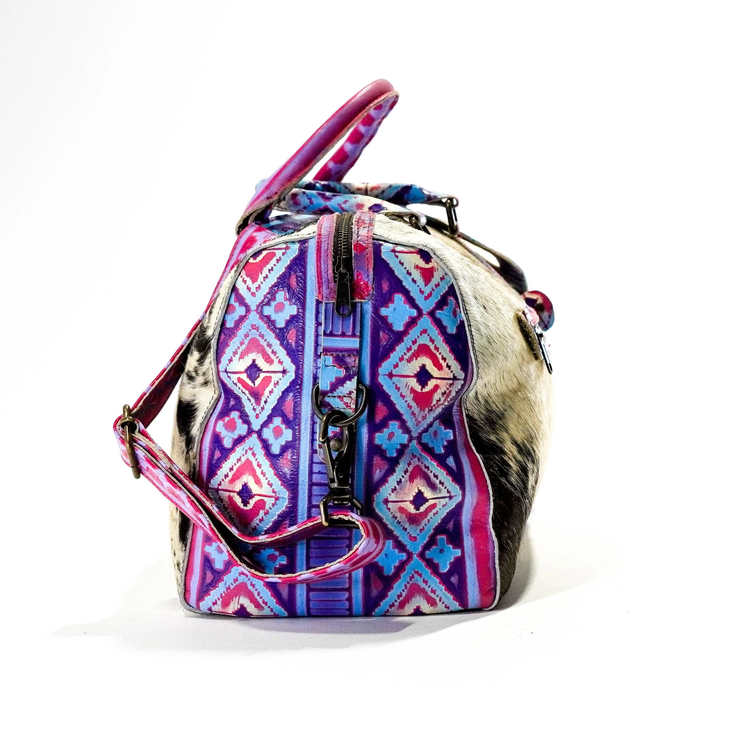Duffel - Black & White w/ Unicorn Navajo