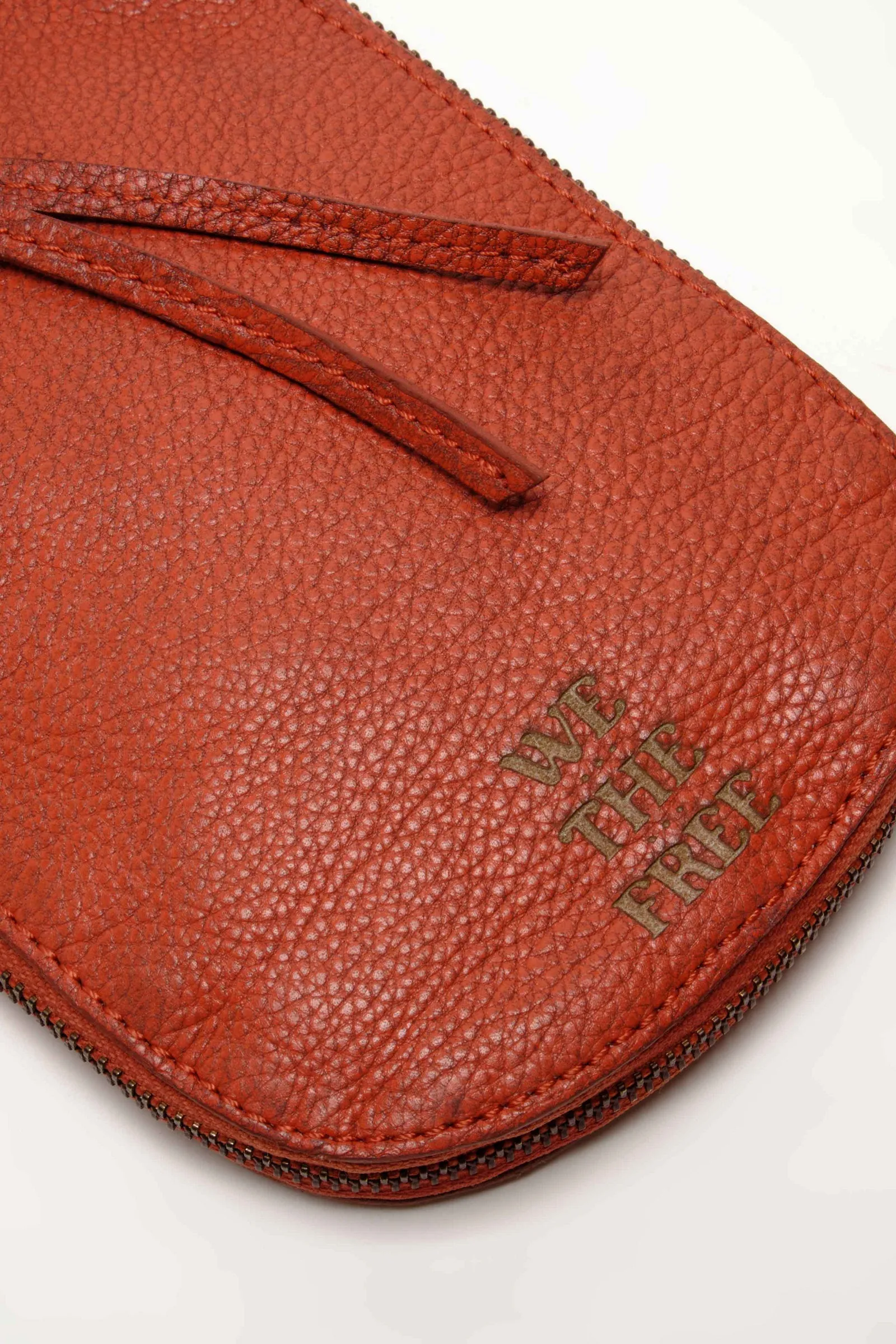 FP Wyatt Crossbody- Brick