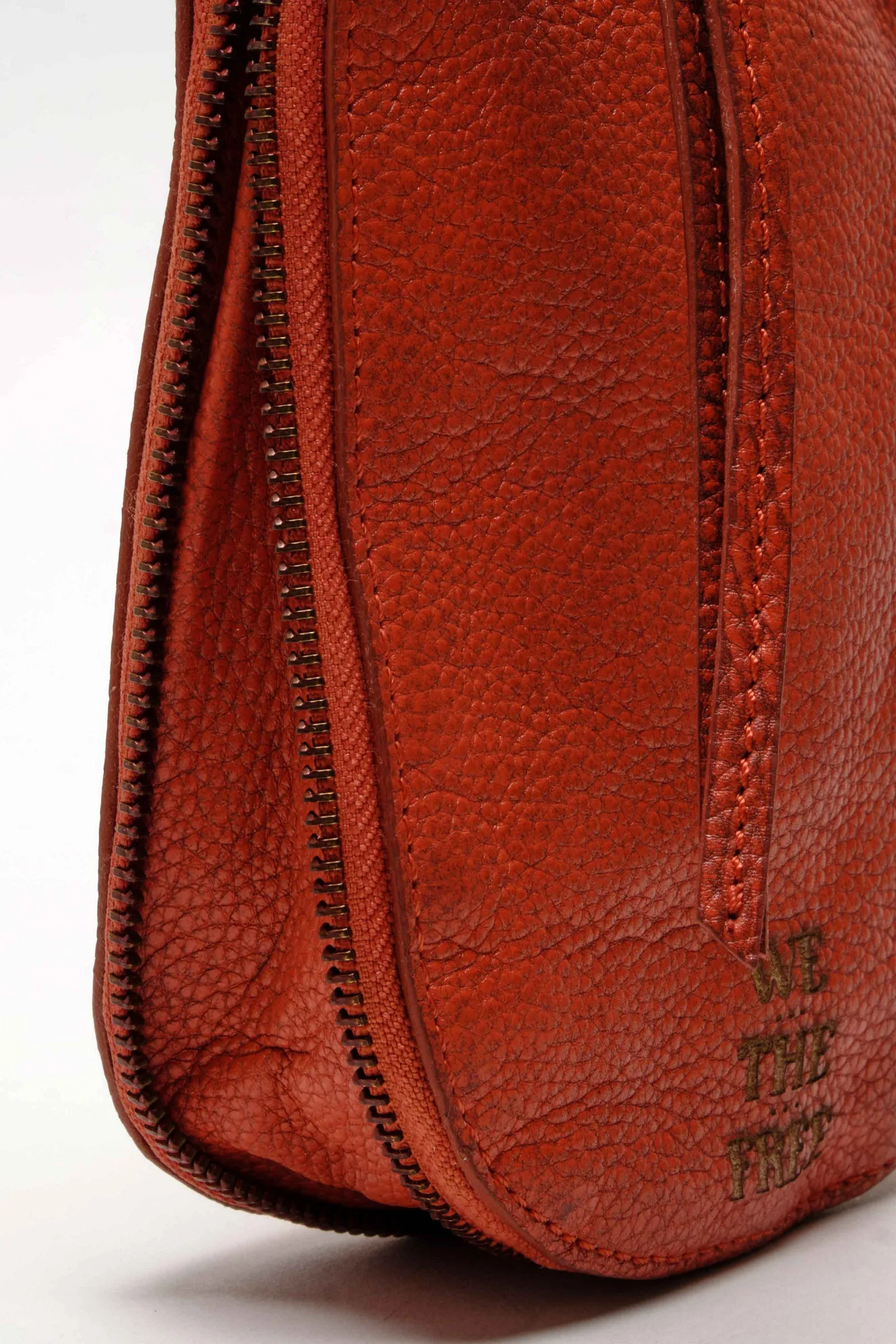 FP Wyatt Crossbody- Brick