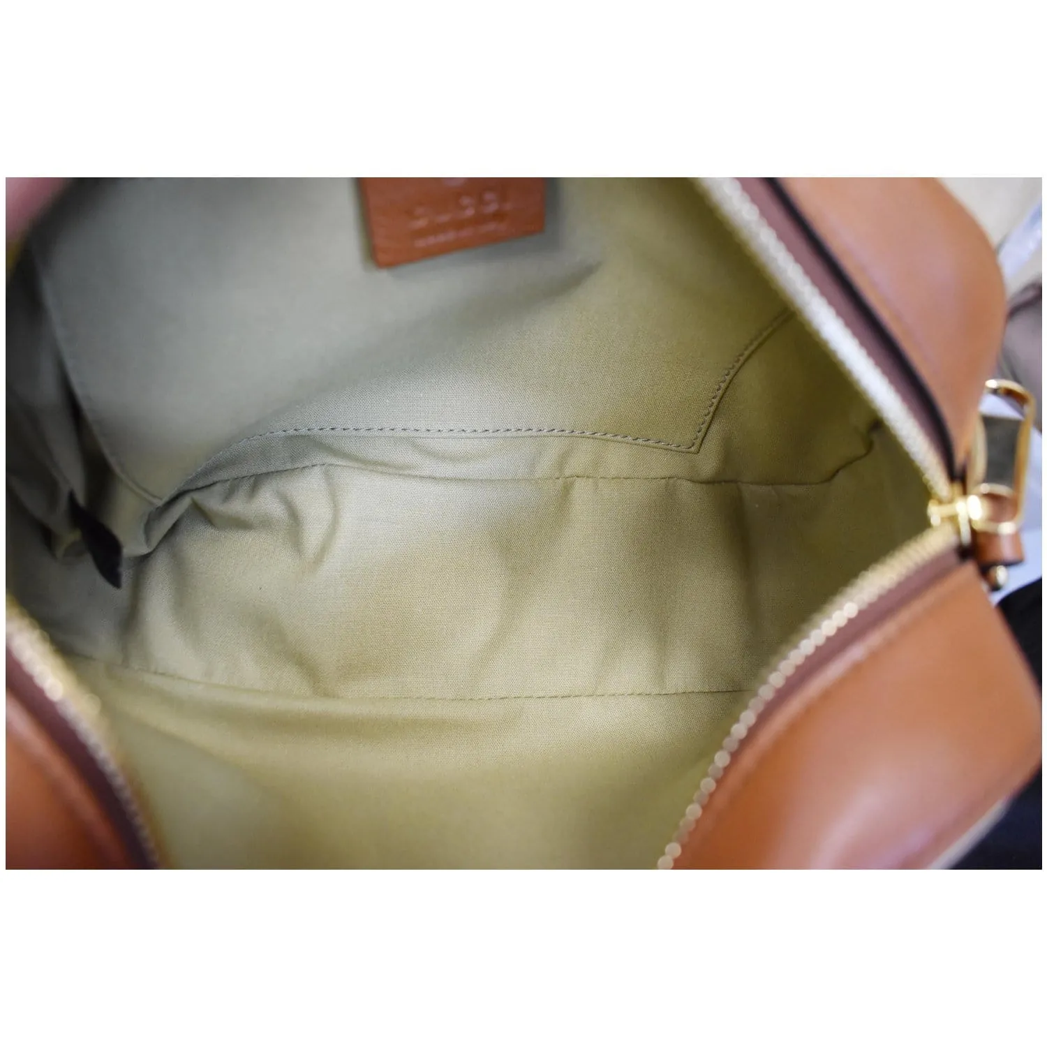 GUCCI Vintage Web Canvas Shoulder Bag Beige 575073