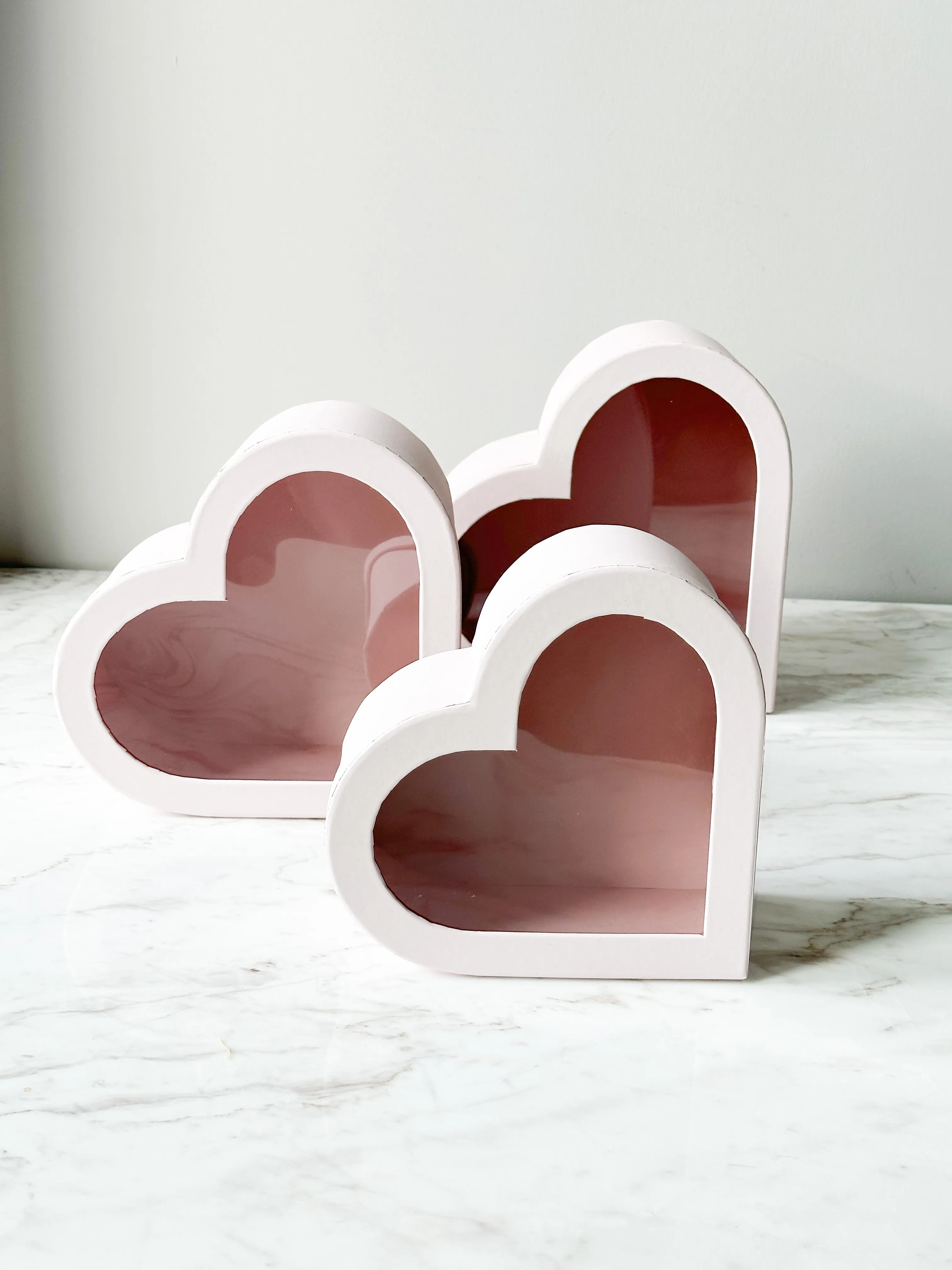 Heart-Shaped Clear Cover Flower & Gift Box