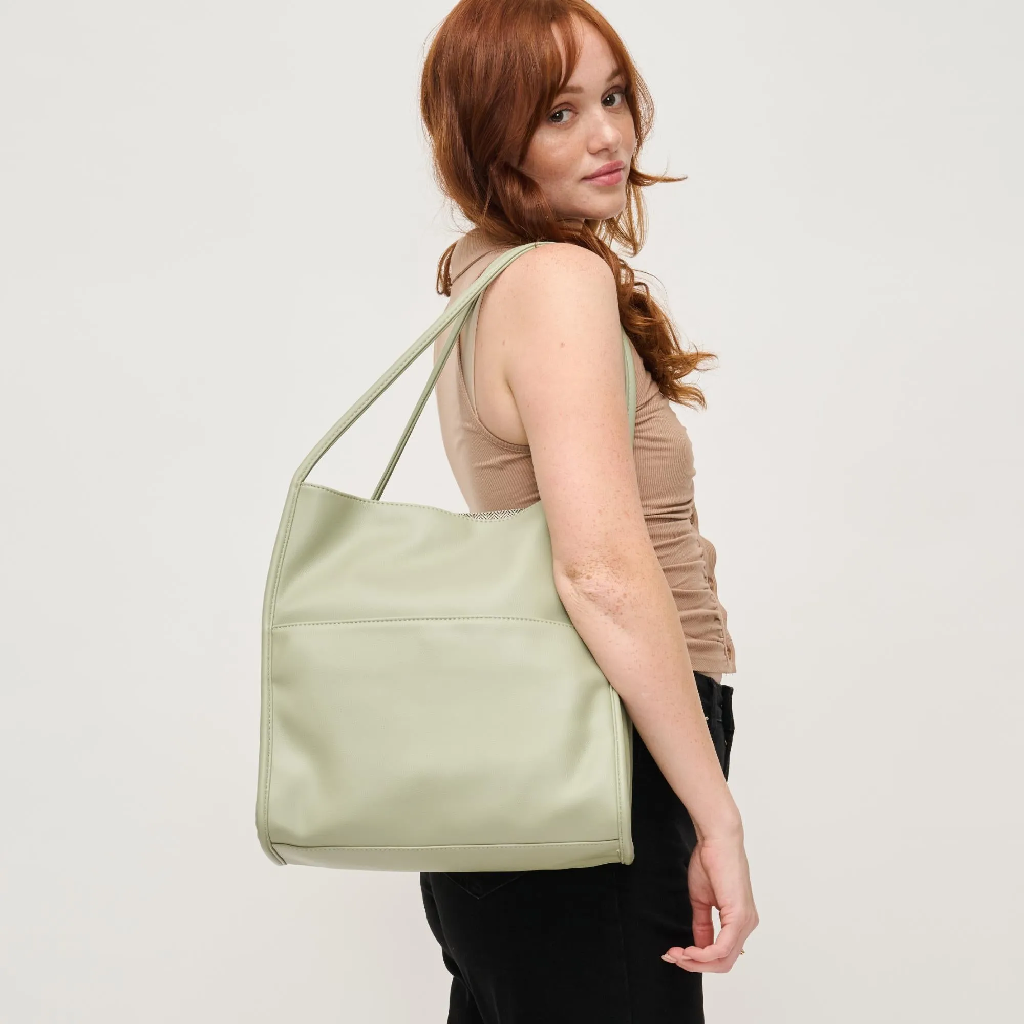 Hera Tote