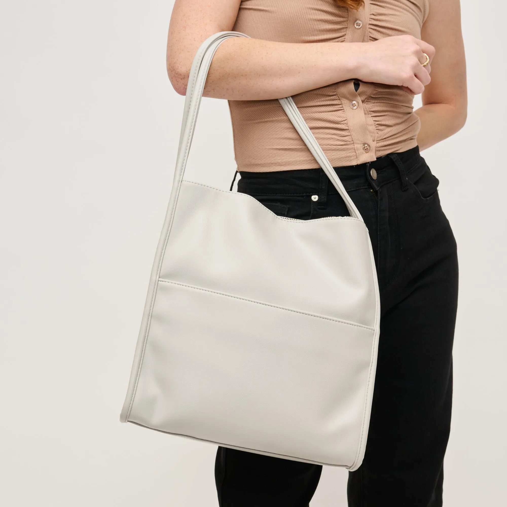 Hera Tote