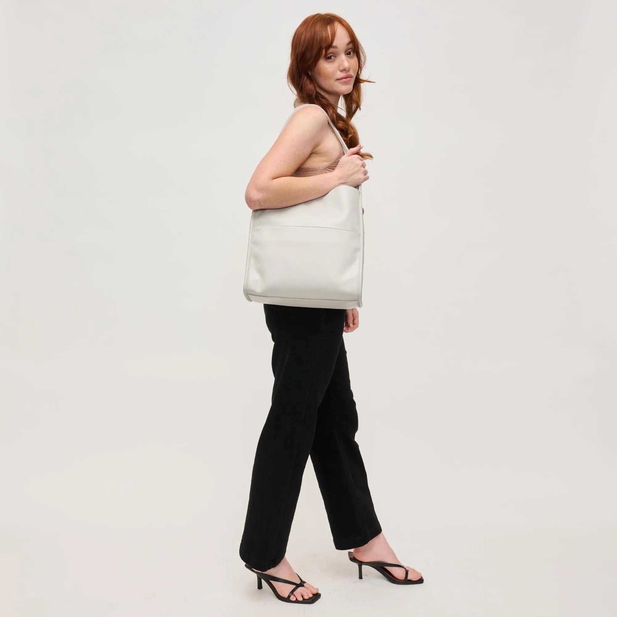 Hera Tote