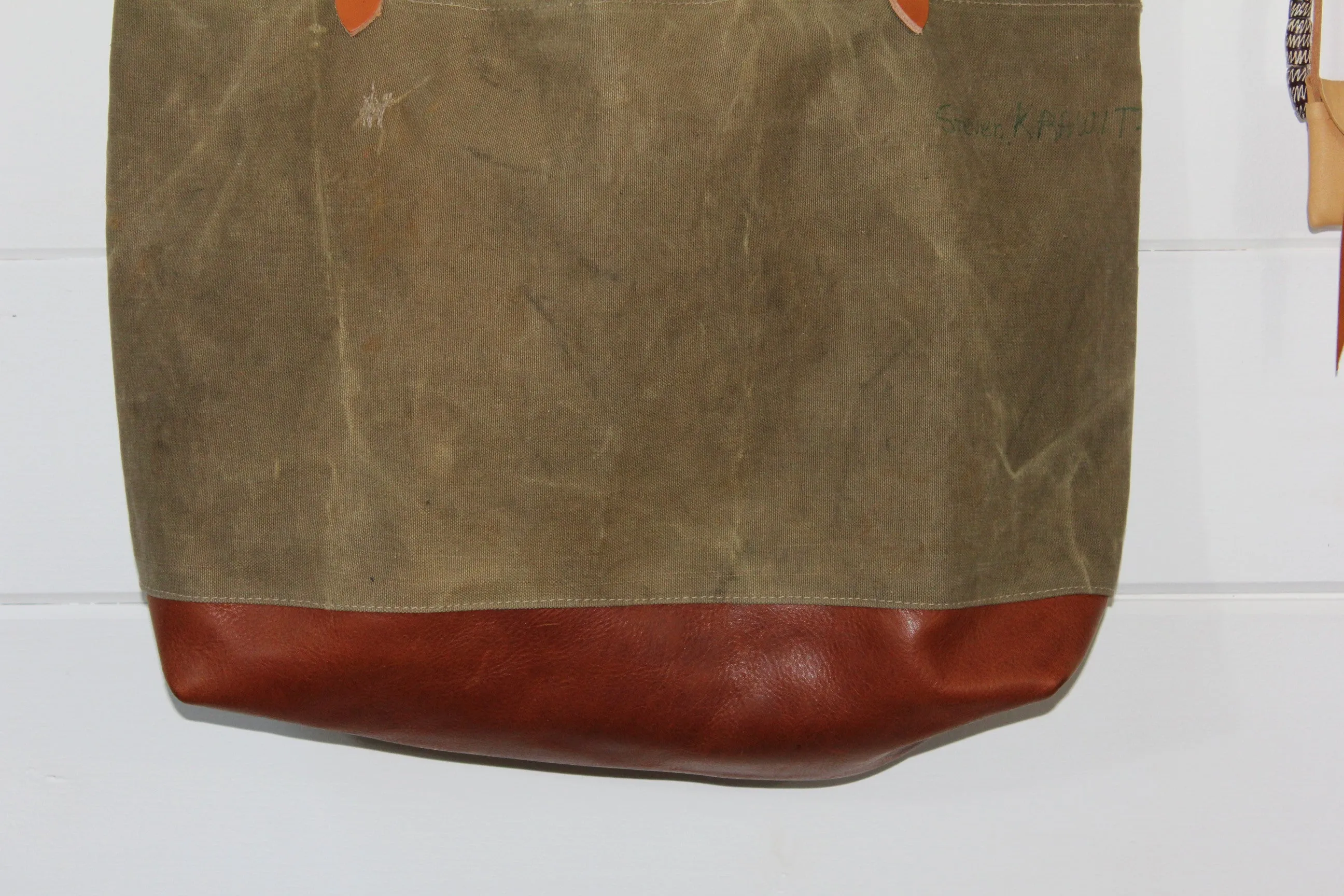 Heritage Duffel Tote