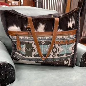 Isabela Weekender Bag