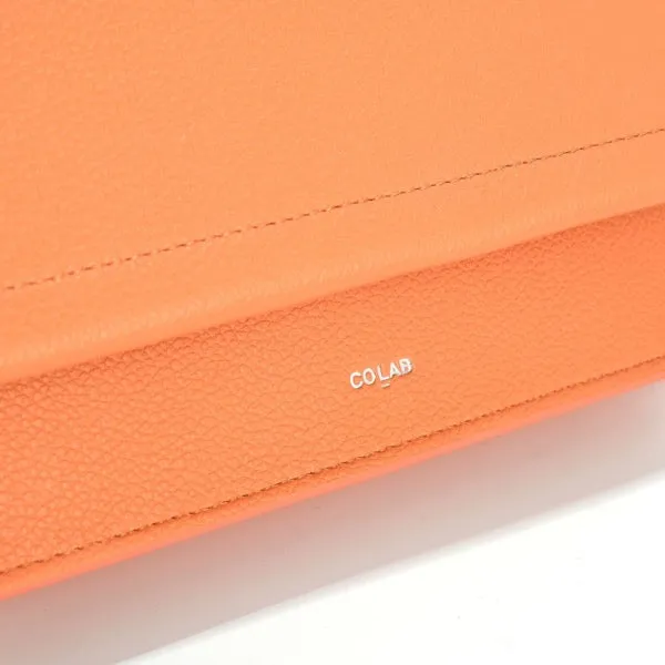 Kaia Clutch Crossbody