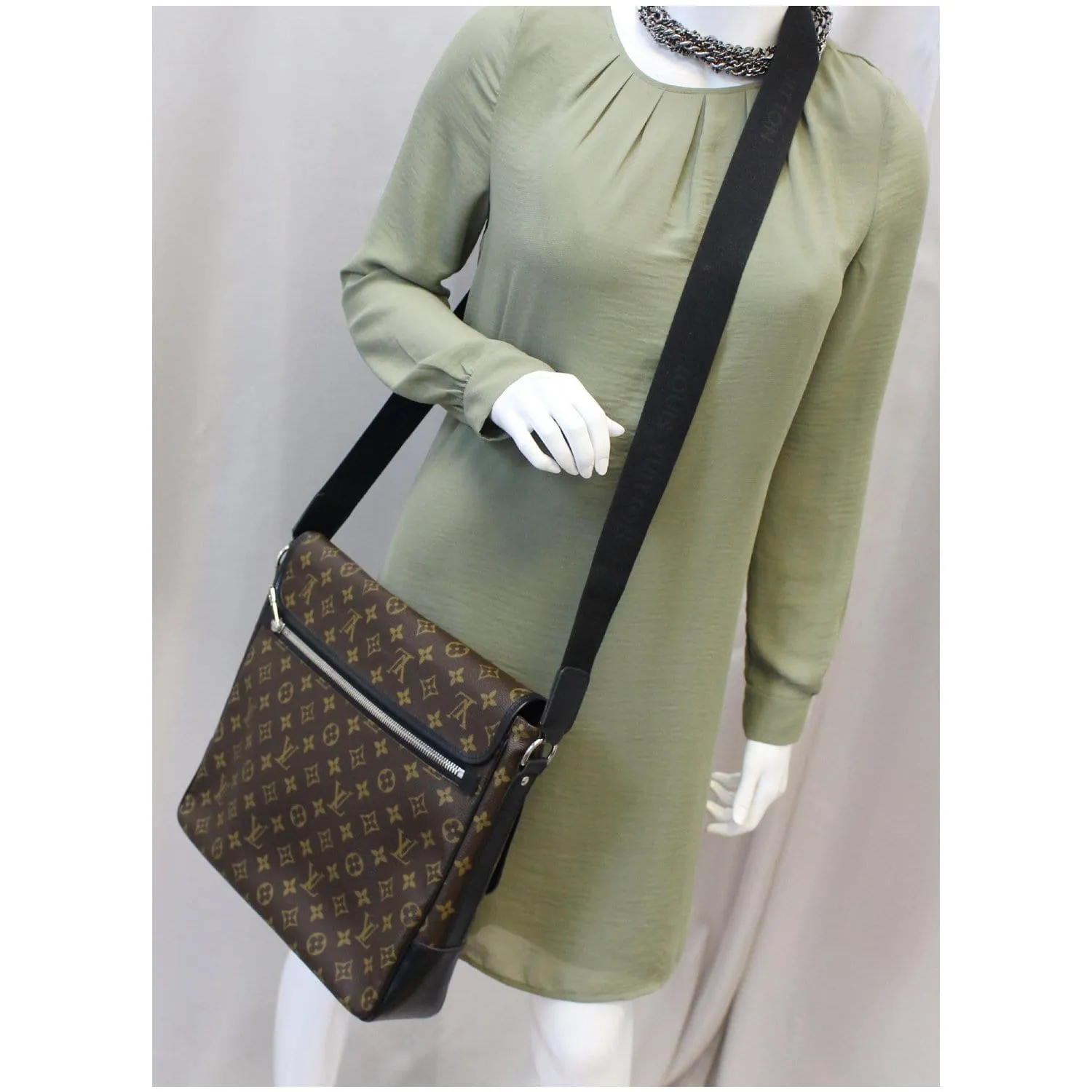 LOUIS VUITTON Bass GM Monogram Macassar Canvas Messenger Bag Brown