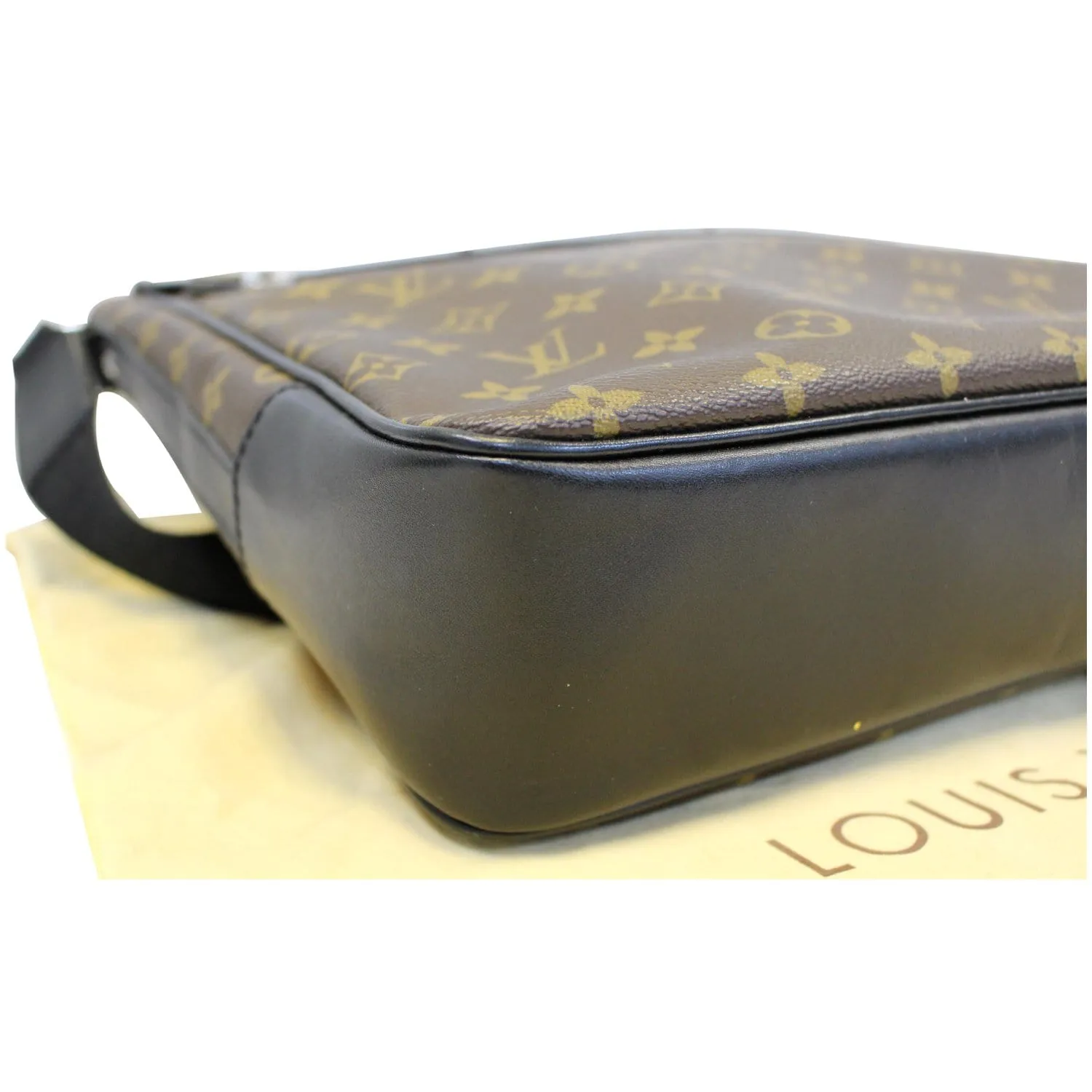LOUIS VUITTON Bass GM Monogram Macassar Canvas Messenger Bag Brown