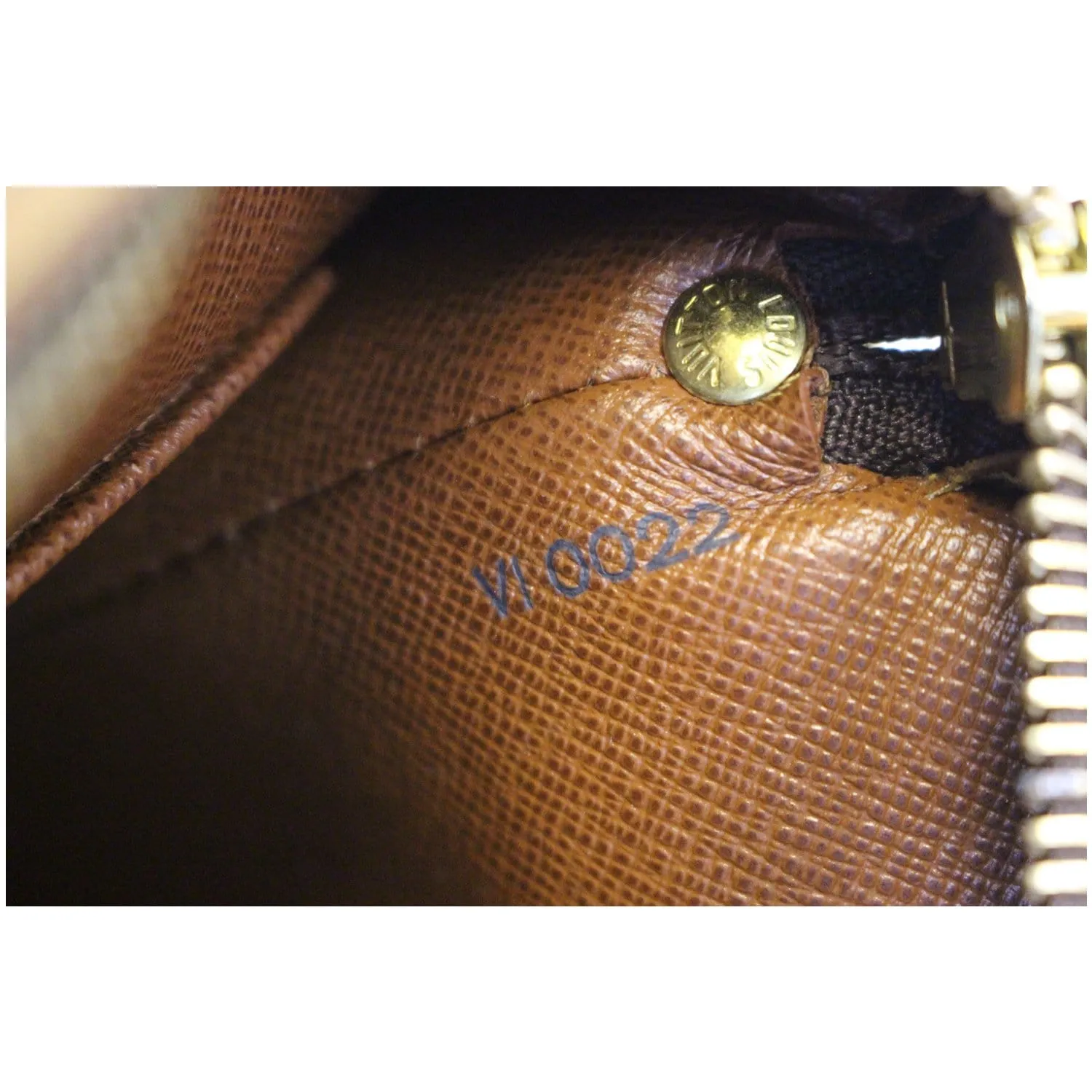 LOUIS VUITTON Drouot Monogram Canvas Shoulder Crossbody Bag