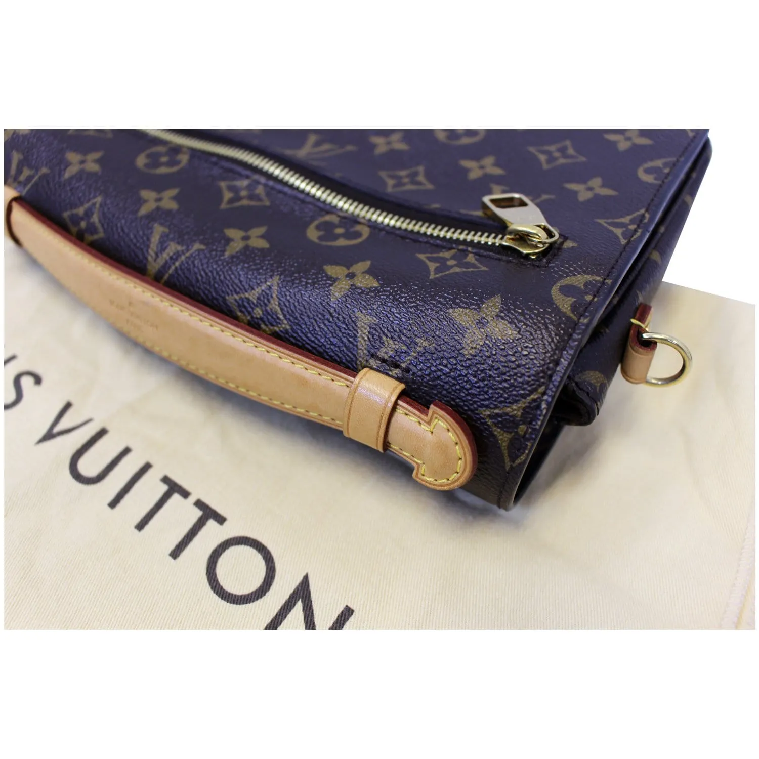 LOUIS VUITTON Metis Pochette Monogram Canvas Crossbody Bag