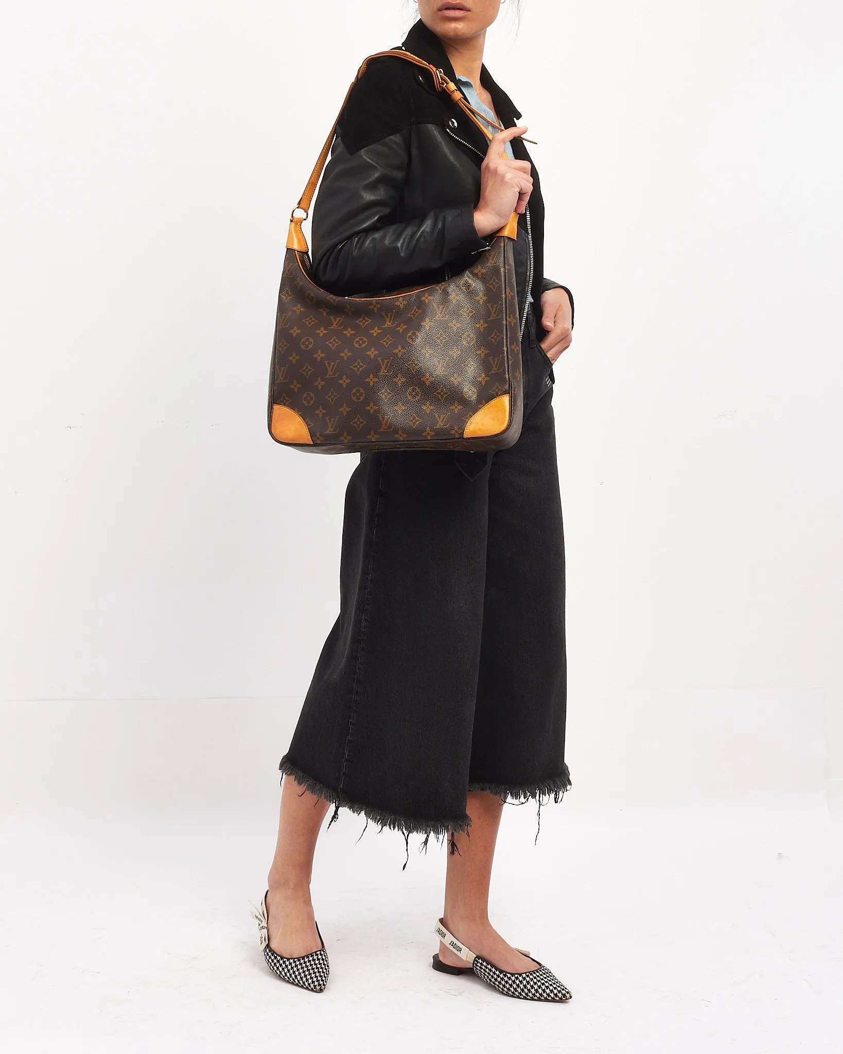 Louis Vuitton Monogram Canvas Boulogne 30 Shoulder Bag
