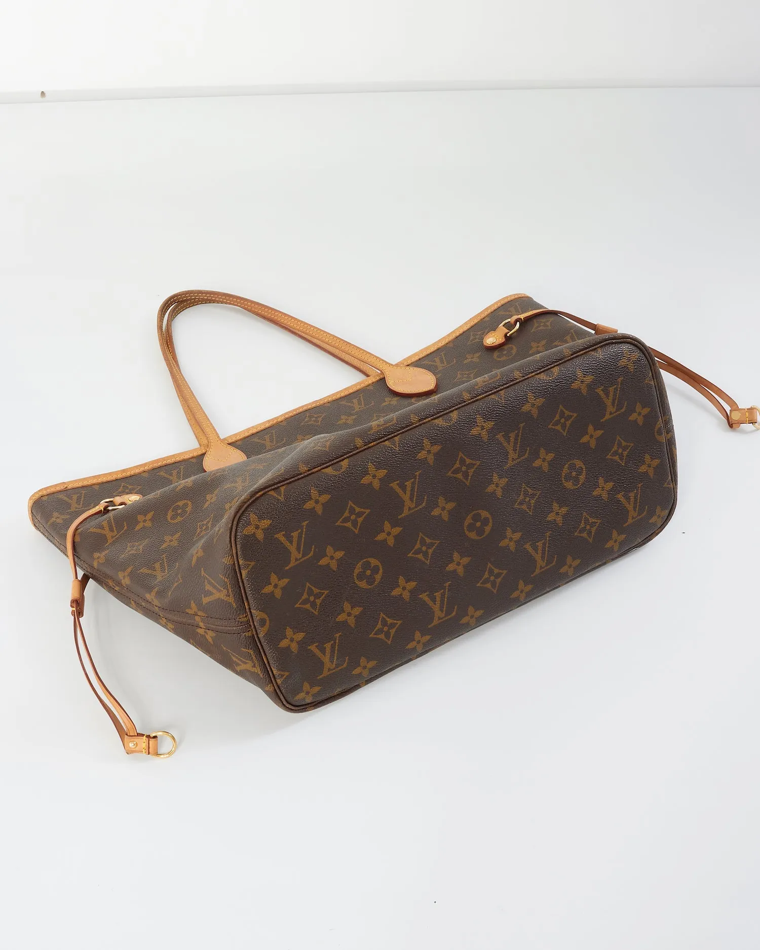 Louis Vuitton Monogram Canvas Neverfull MM Tote - NO POUCH