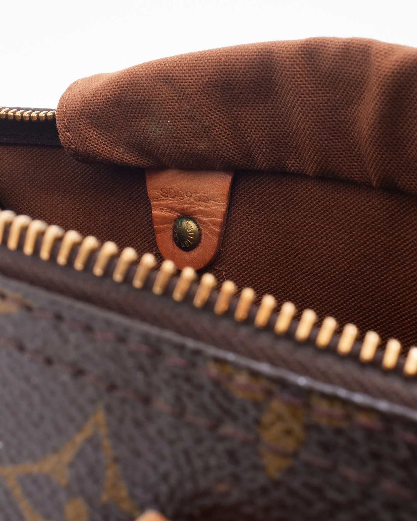Louis Vuitton Monogram Canvas Speedy 30 Bag