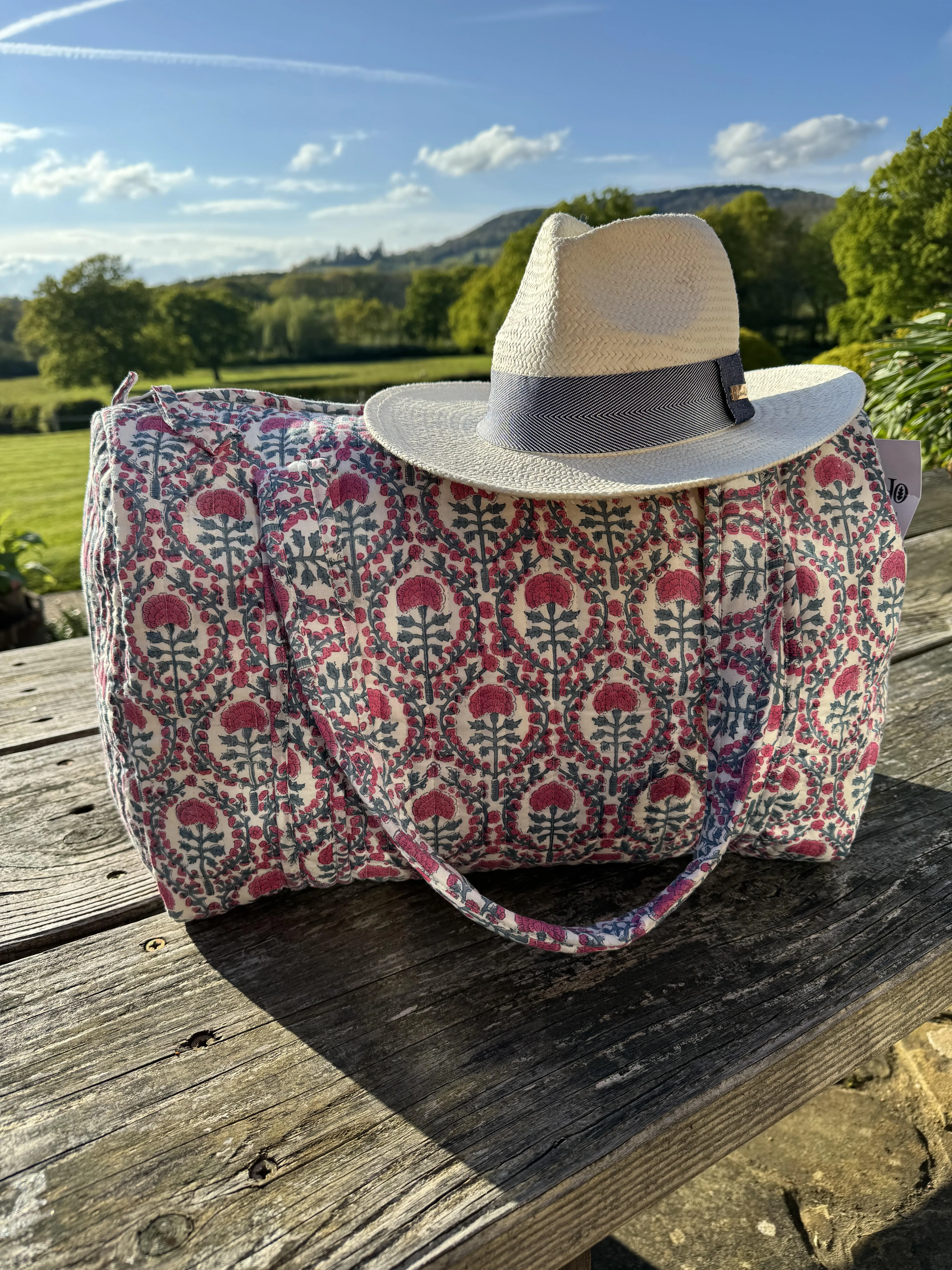 PINK AND BLUE TRELLIS WEEKEND BAG