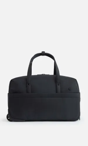 Prestwick wheeled holdall in black