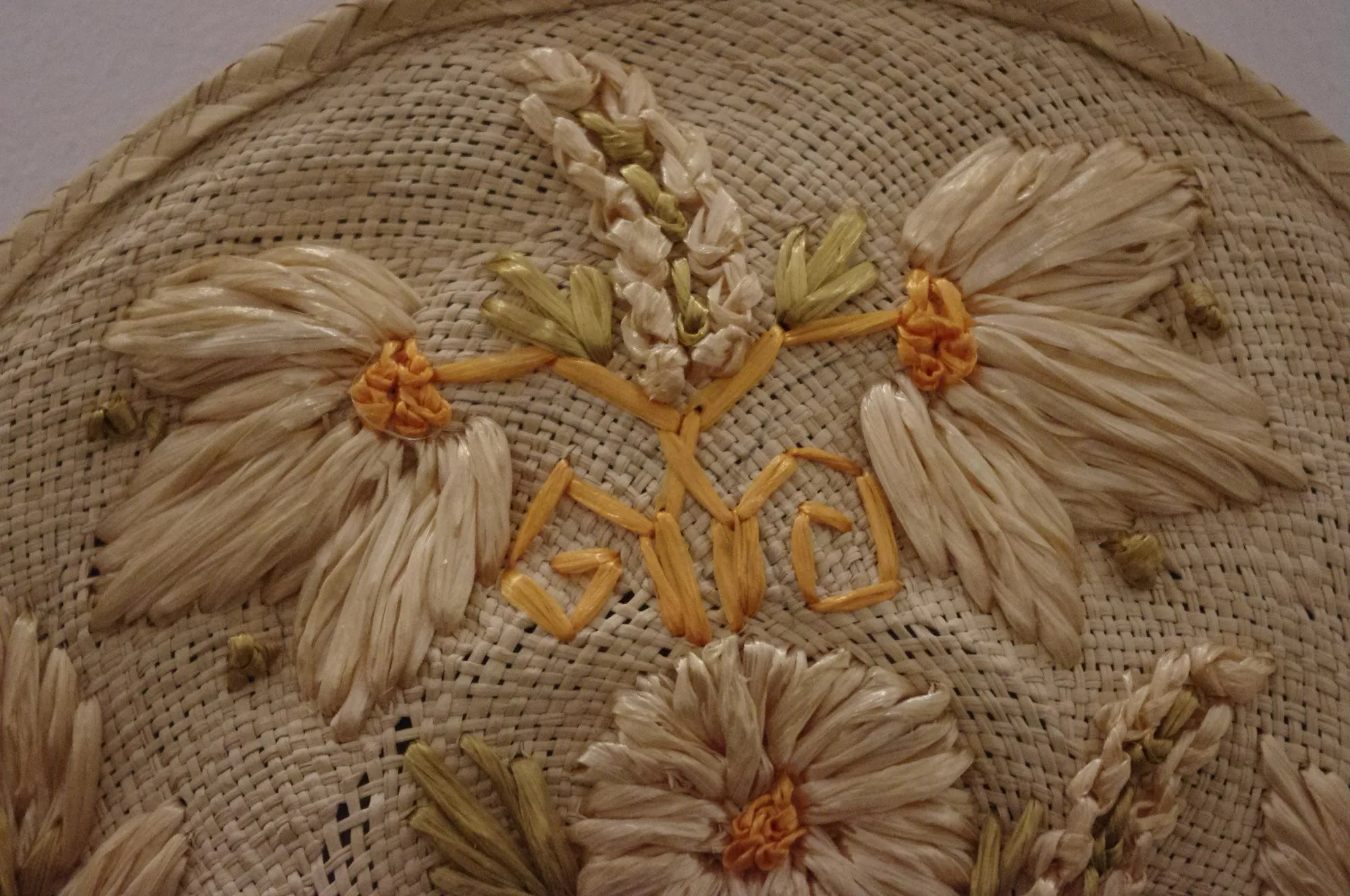 Round & Round Straw Vintage Bag