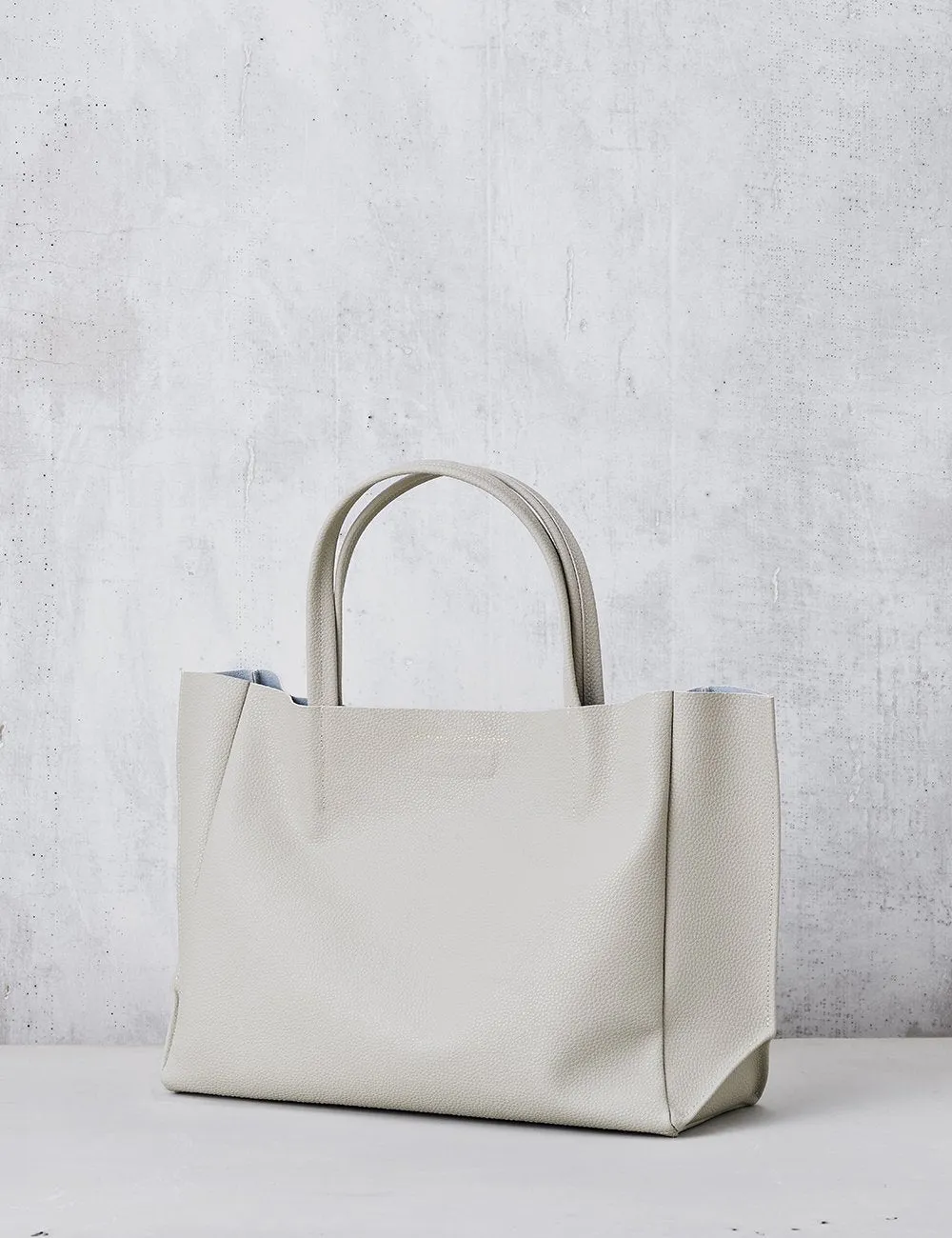 SIDEWAYS TOTE