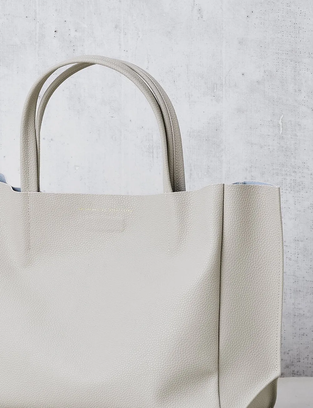 SIDEWAYS TOTE