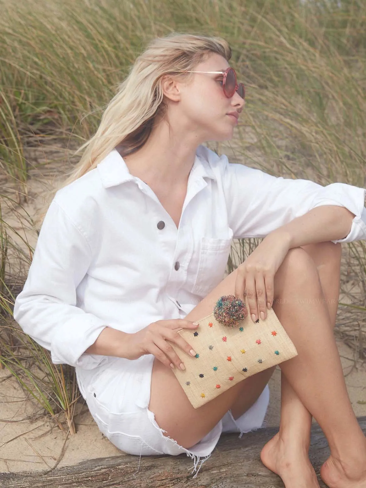 Sofia Pouch ::RET