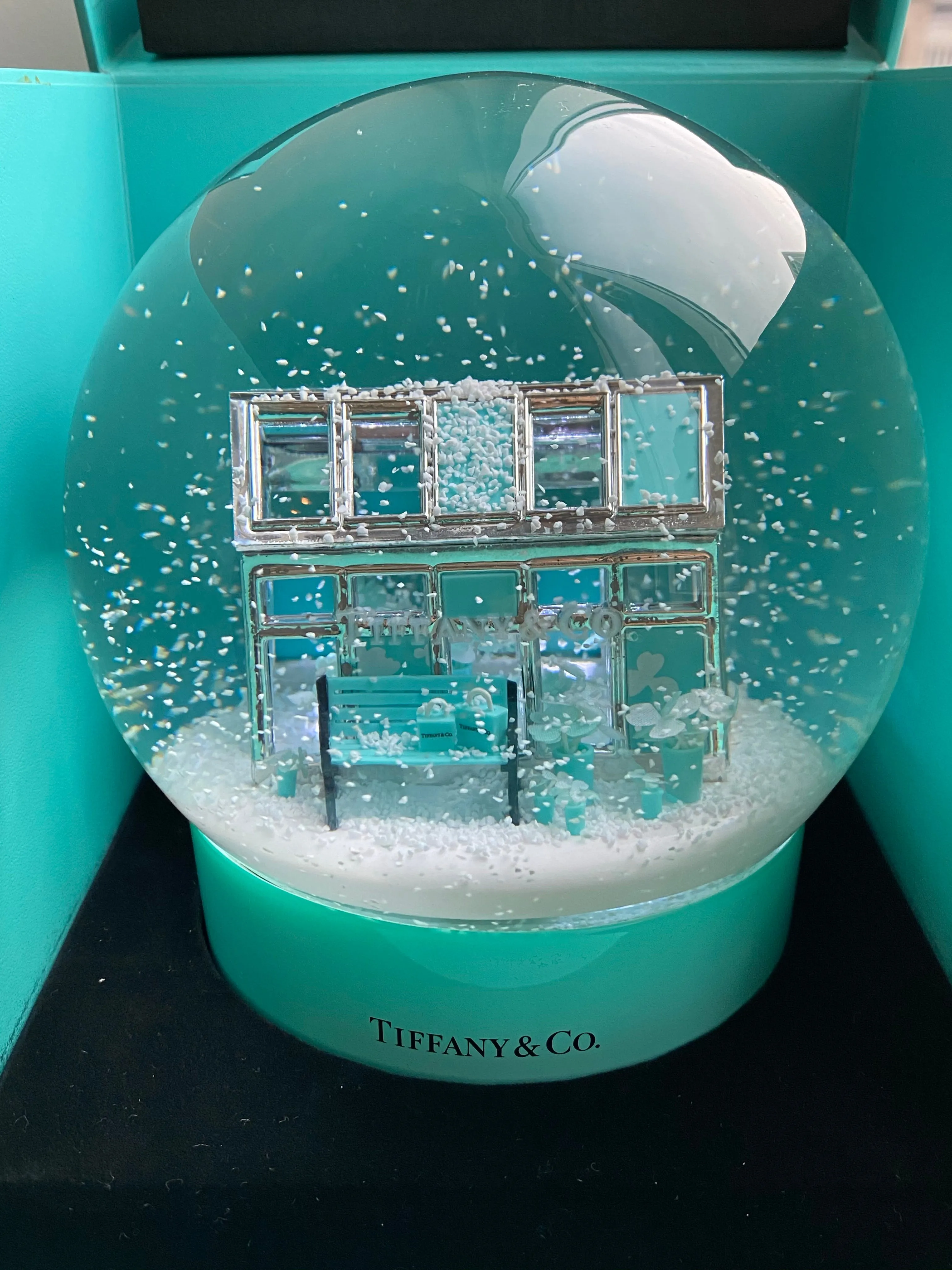Tiffany & Co | House with Bench and Gift Bags  | Large