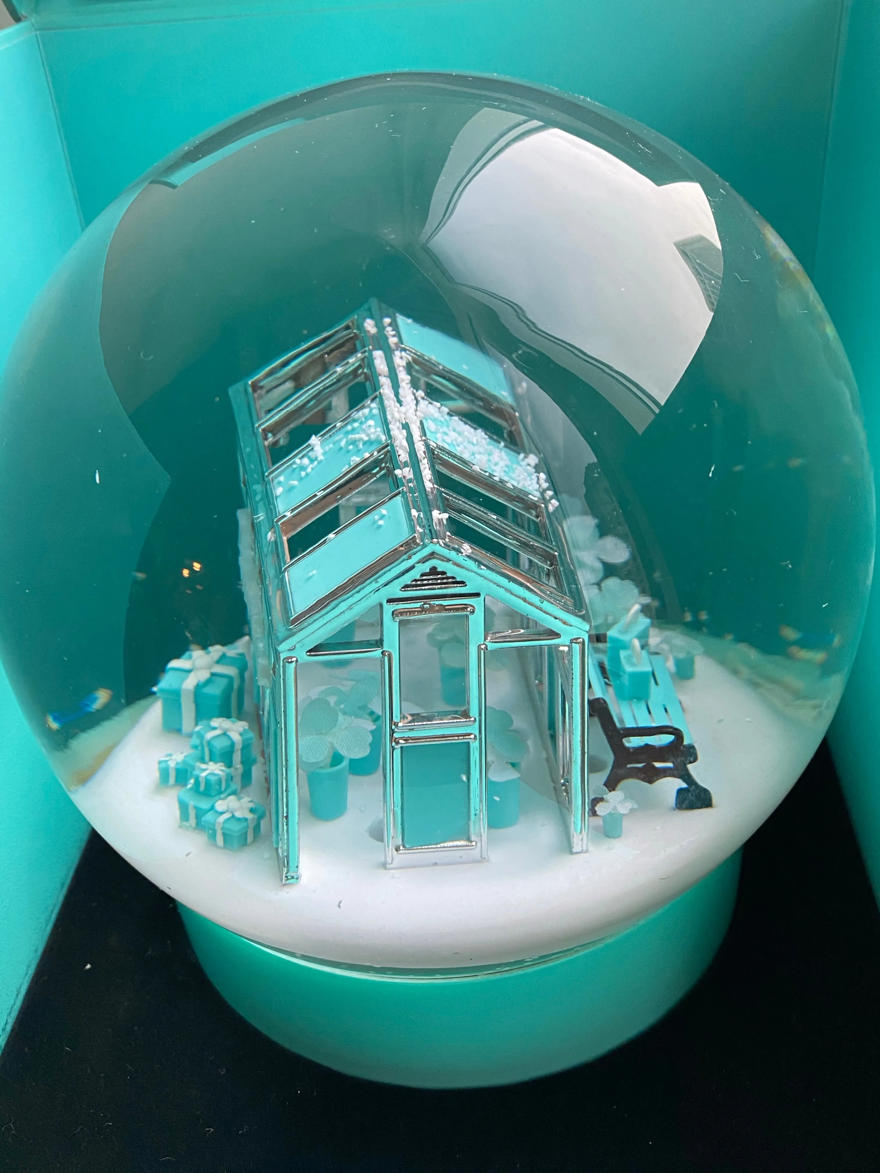 Tiffany & Co | House with Bench and Gift Bags  | Large