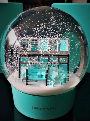 Tiffany & Co | House with Bench and Gift Bags  | Large