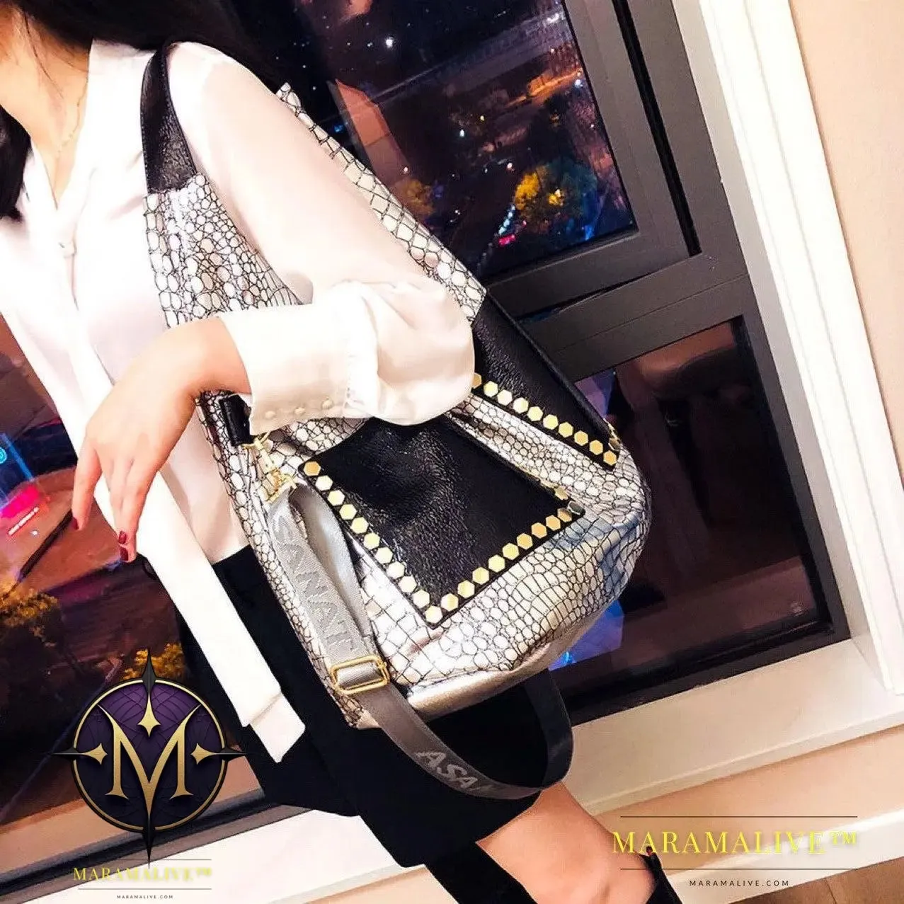 Trendy Studded Sequined Shoulder Bag